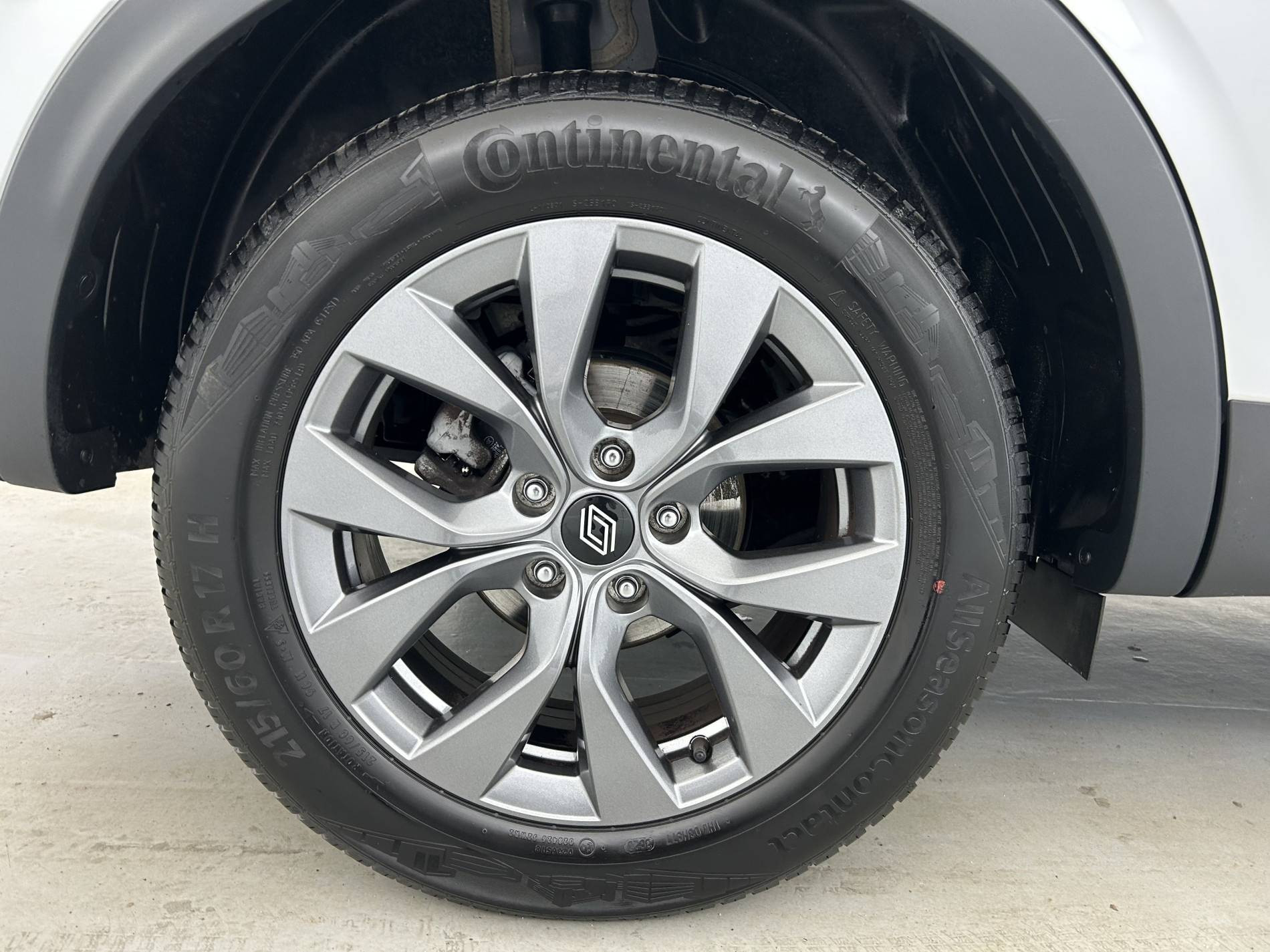 Vente en ligne Renault Arkana  E-Tech full hybrid 145 GSR2 au prix de 23 290 €
