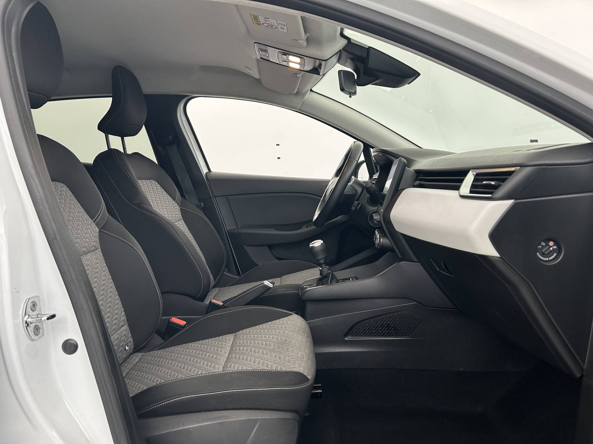 Vente en ligne Renault Clio 5 Clio TCe 90 au prix de 12 780 €