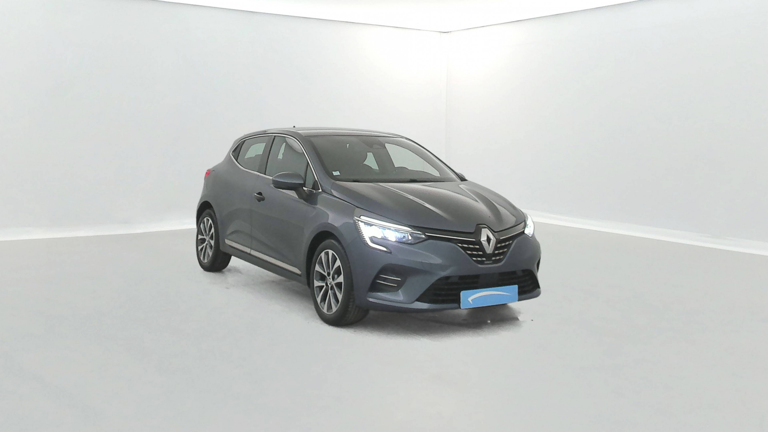 Vente en ligne Renault Clio 5 Clio TCe 90 - 21 au prix de 13 890 €