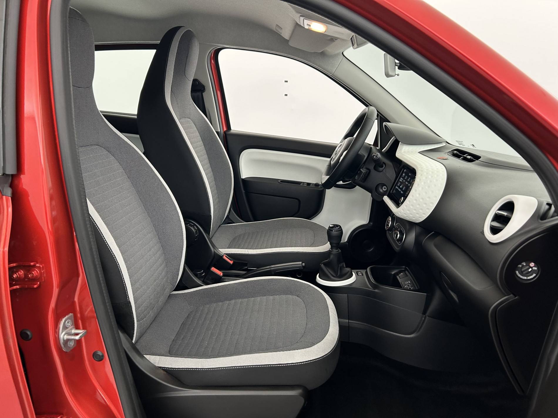 Vente en ligne Renault Twingo 3  SCe 65 au prix de 12 500 €