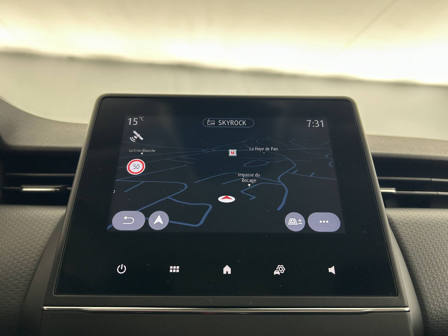 Vente en ligne Renault Clio 5 Clio Blue dCi 100 - 21N au prix de 15 190 €