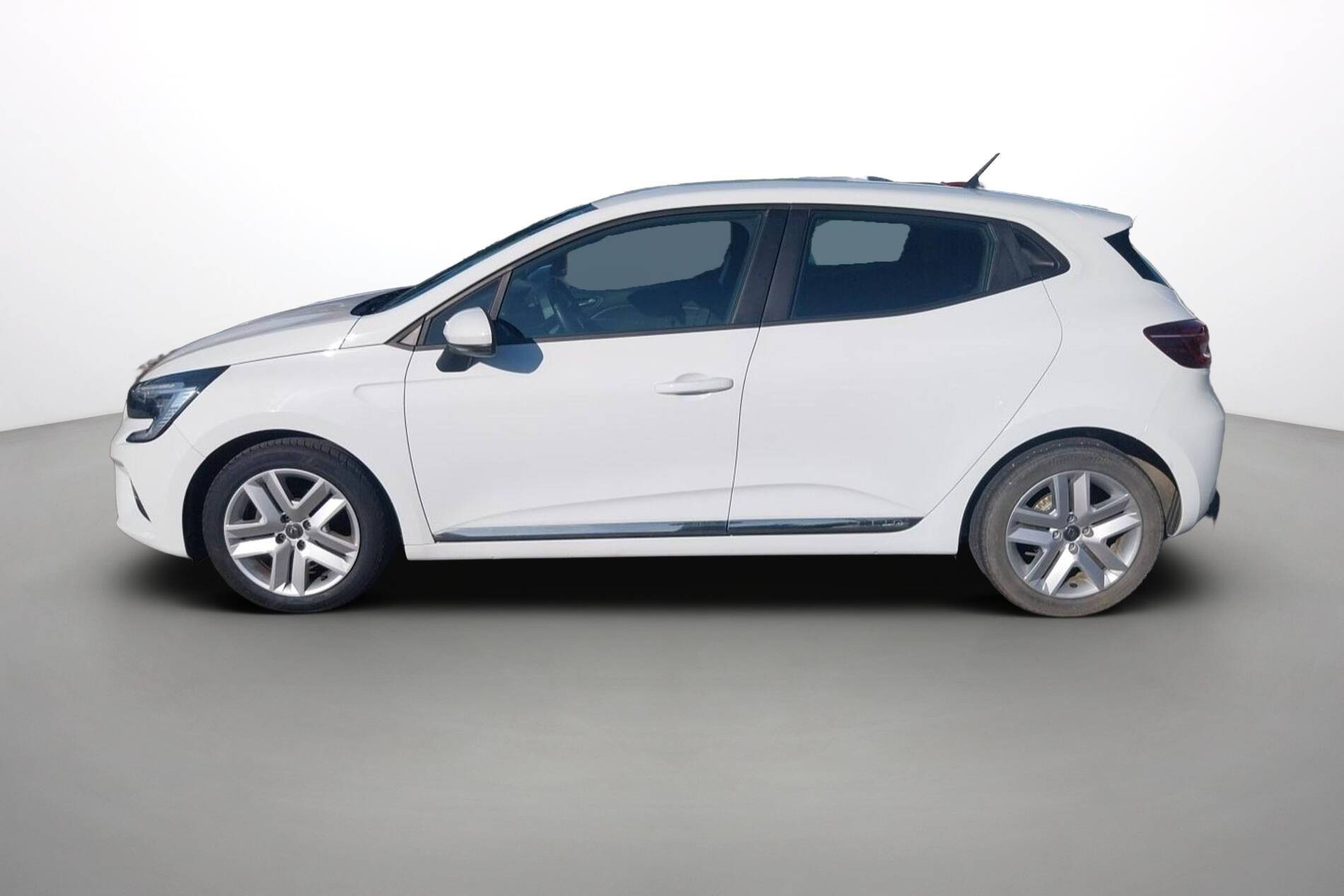 Vente en ligne Renault Clio 5 Clio TCe 90 - 21N au prix de 13 990 €