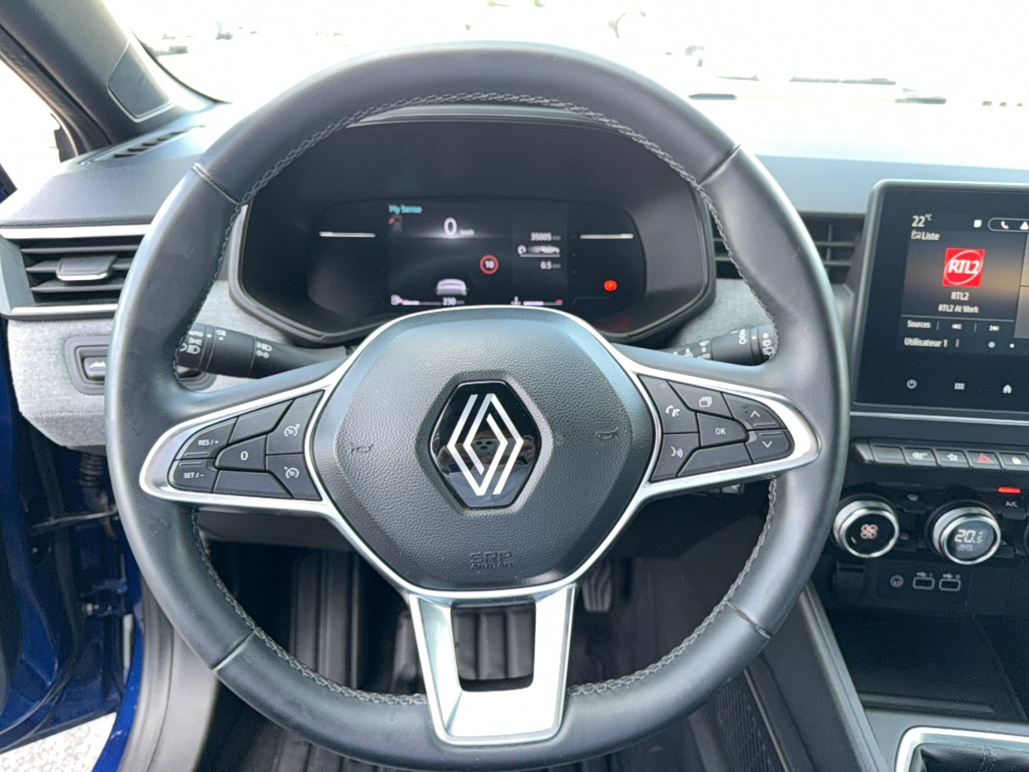 Vente en ligne Renault Clio 5 Clio TCe 90 au prix de 16 500 €