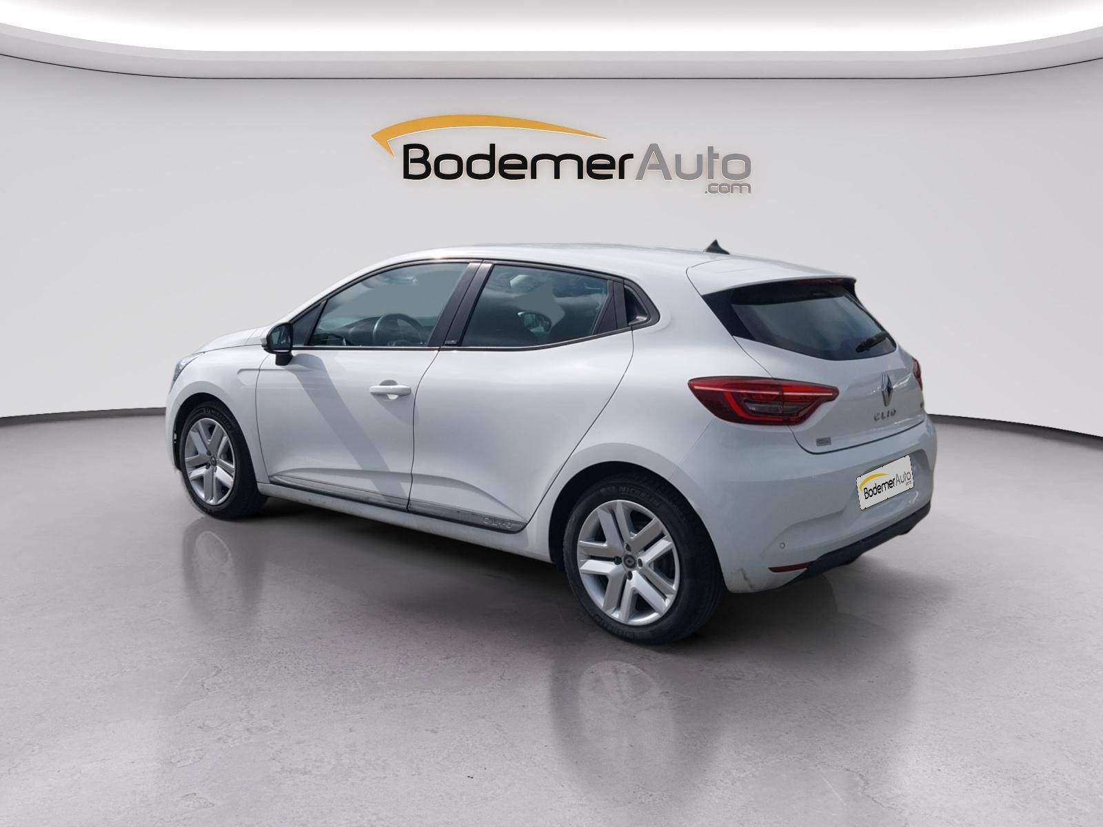 Vente en ligne Renault Clio 5 Clio E-Tech 140 au prix de 12 990 €