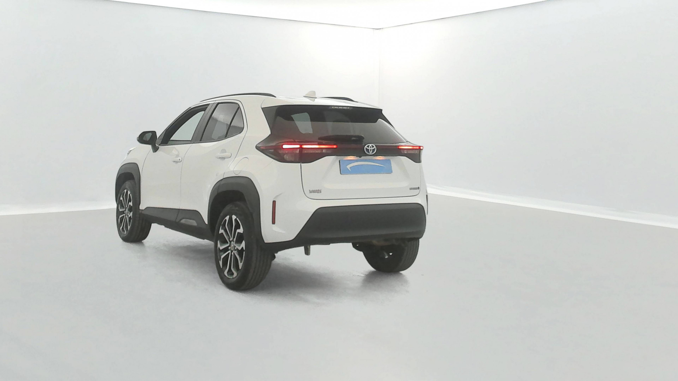 Vente en ligne Toyota Yaris Cross  116h 2WD au prix de 21 790 €