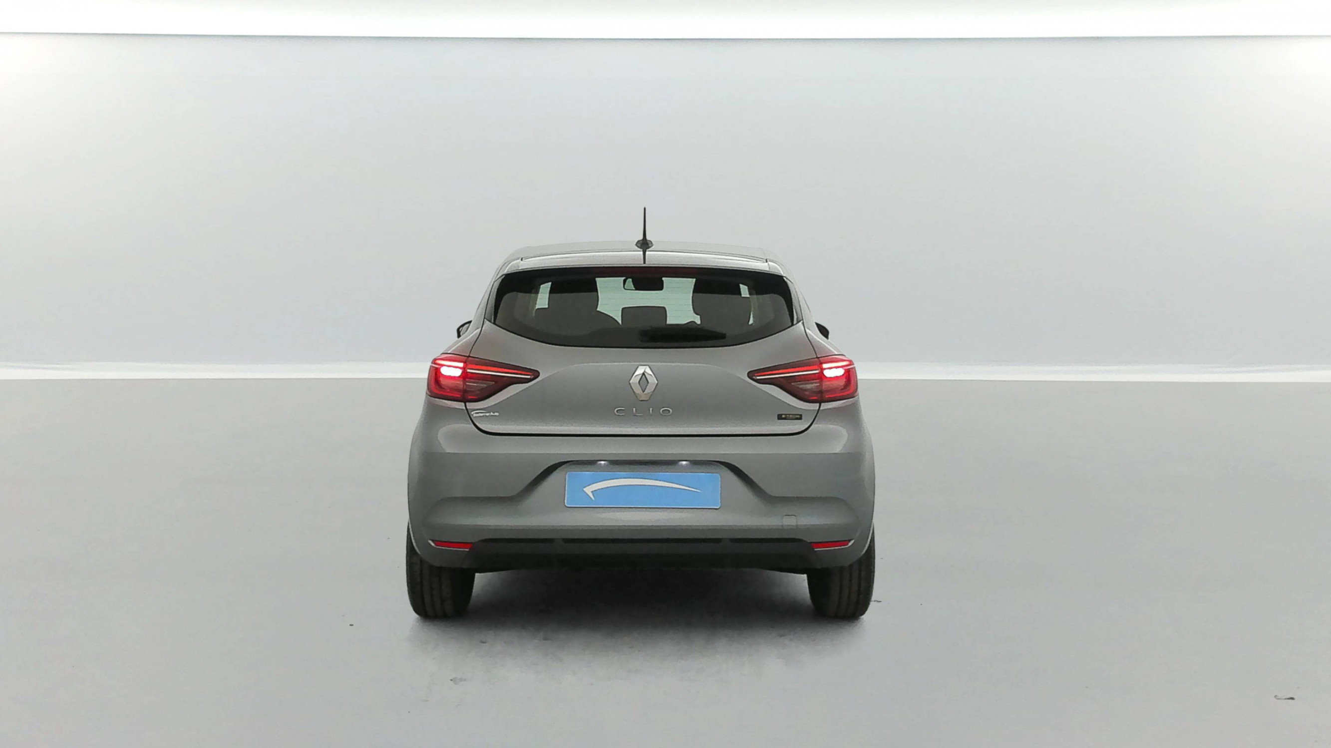 Vente en ligne Renault Clio 5 Clio E-Tech full hybrid 145 au prix de 16 490 €