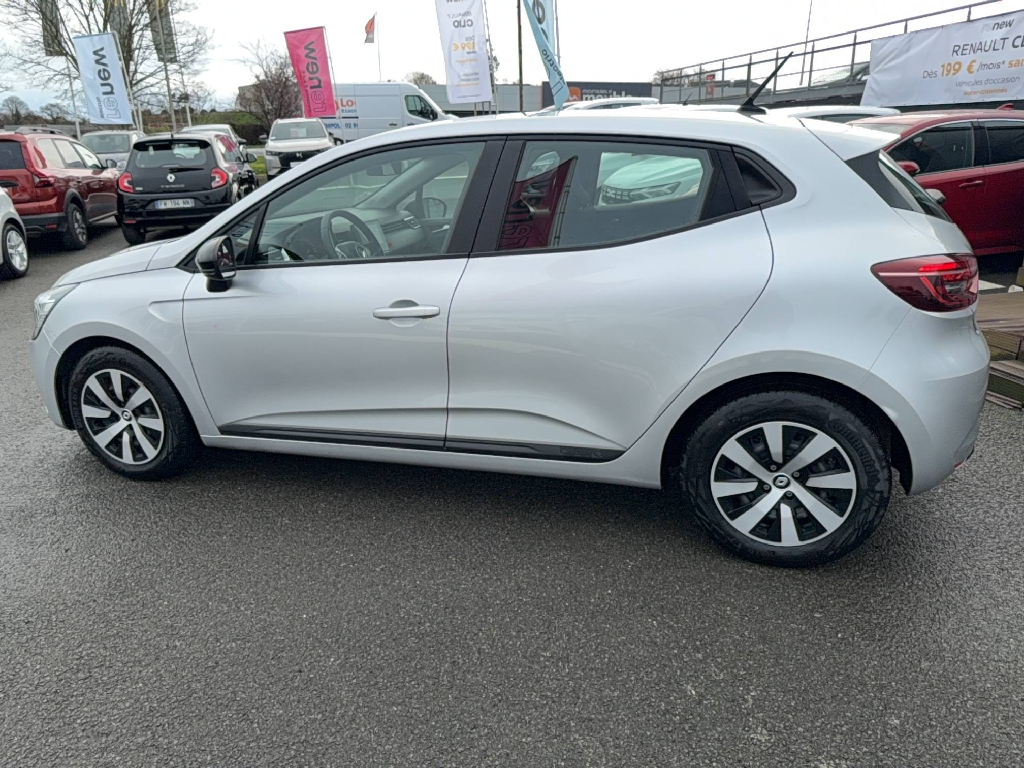 Vente en ligne Renault Clio 5 Clio TCe 90 au prix de 13 990 €