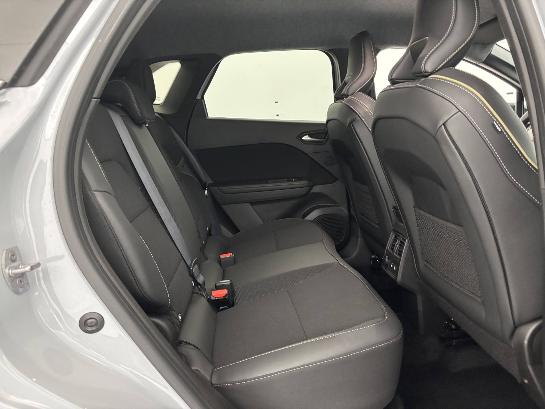 Vente en ligne Renault Symbioz  E-Tech full hybrid 160 ch au prix de 31 990 €