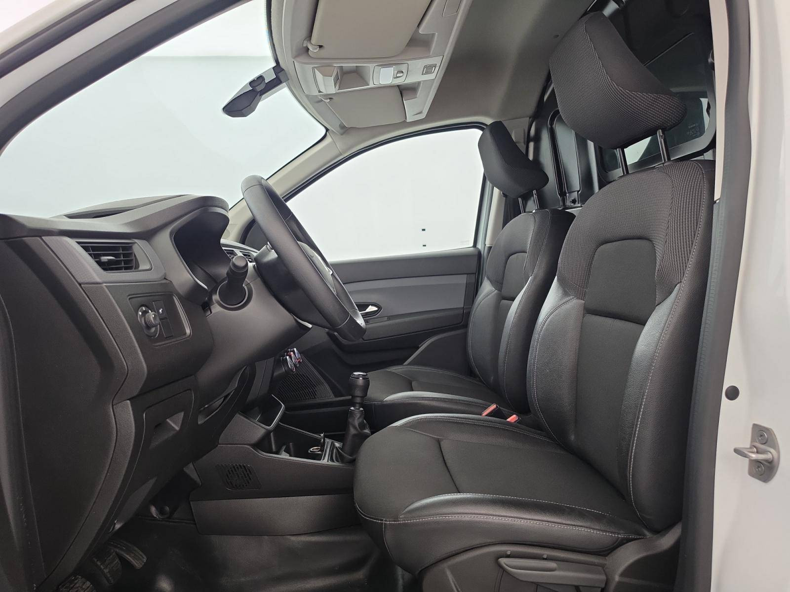 Vente en ligne Renault Express Van  BLUE DCI 95 - 22 au prix de 13 291 €