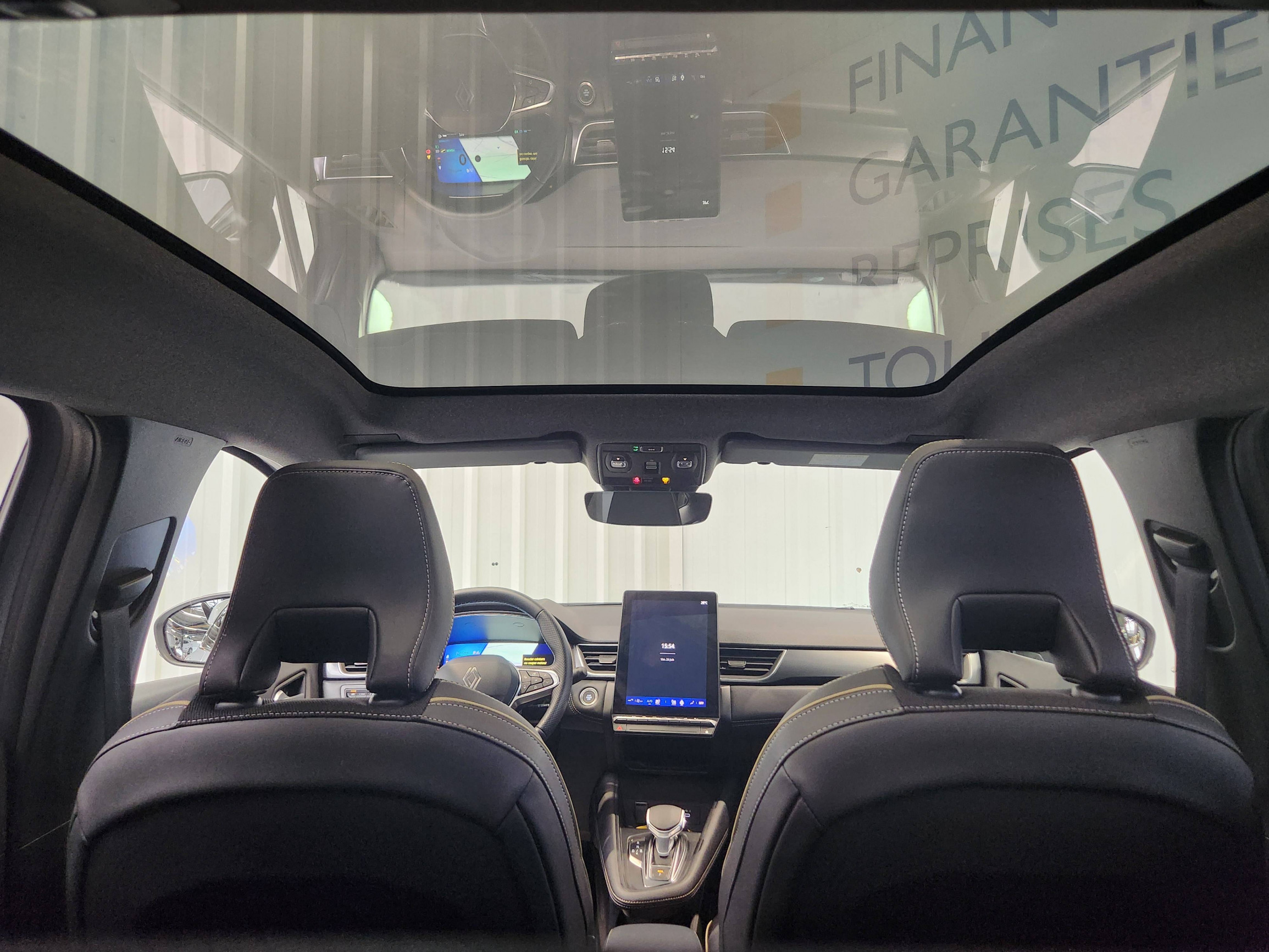 Vente en ligne Renault Symbioz  E-Tech full hybrid 145 au prix de 31 390 €