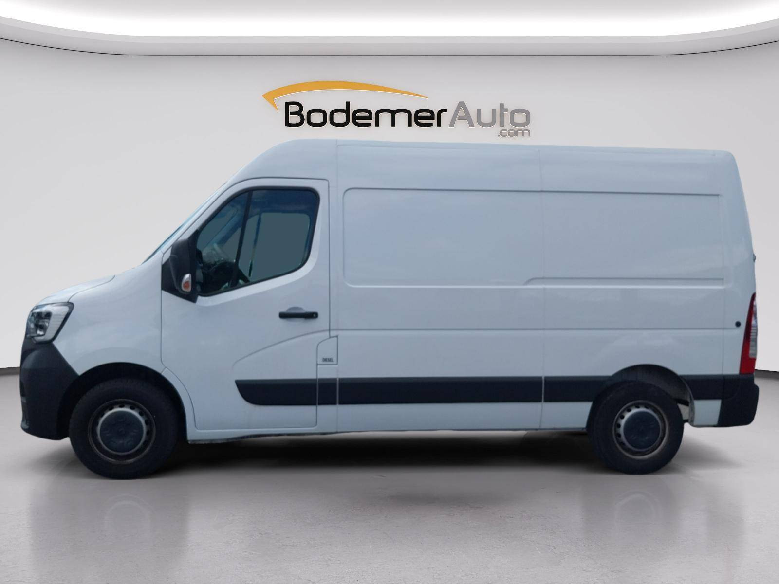 Vente en ligne Renault Master Fourgon MASTER FGN TRAC F3500 L2H2 BLUE DCI 135 au prix de 23 890 €