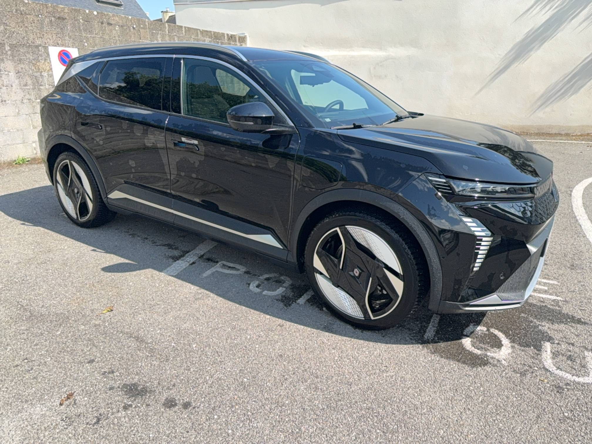Vente en ligne Renault Scenic E-Tech Scenic E-Tech électrique 220 ch grande autonomie au prix de 52 390 €