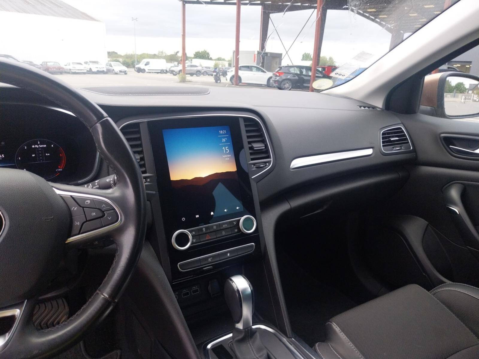 Vente en ligne Renault Megane 4 Mégane IV Berline Blue dCi 115 EDC au prix de 17 490 €