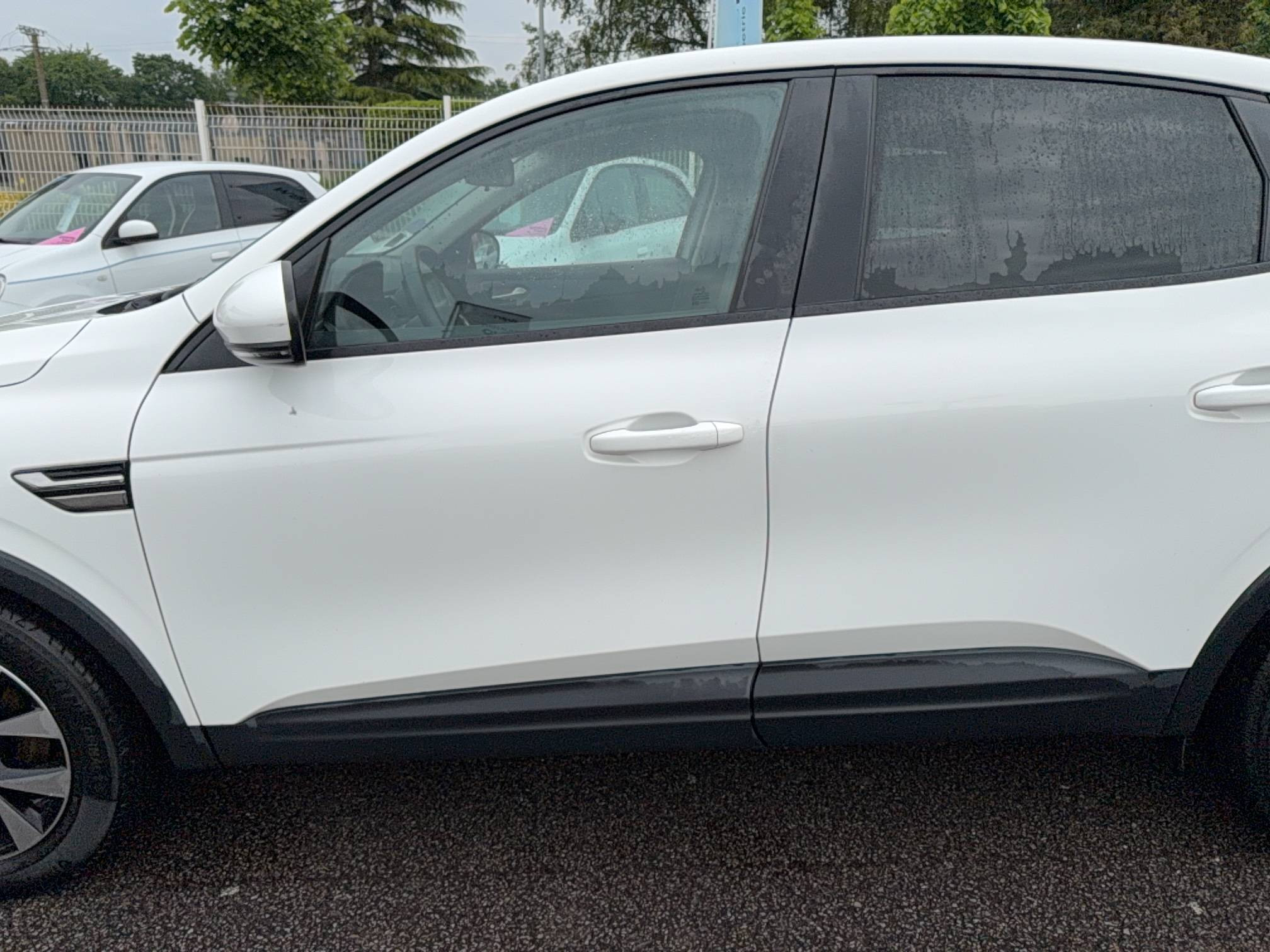 Vente en ligne Renault Arkana  E-Tech hybride 145 - 22 au prix de 17 790 €