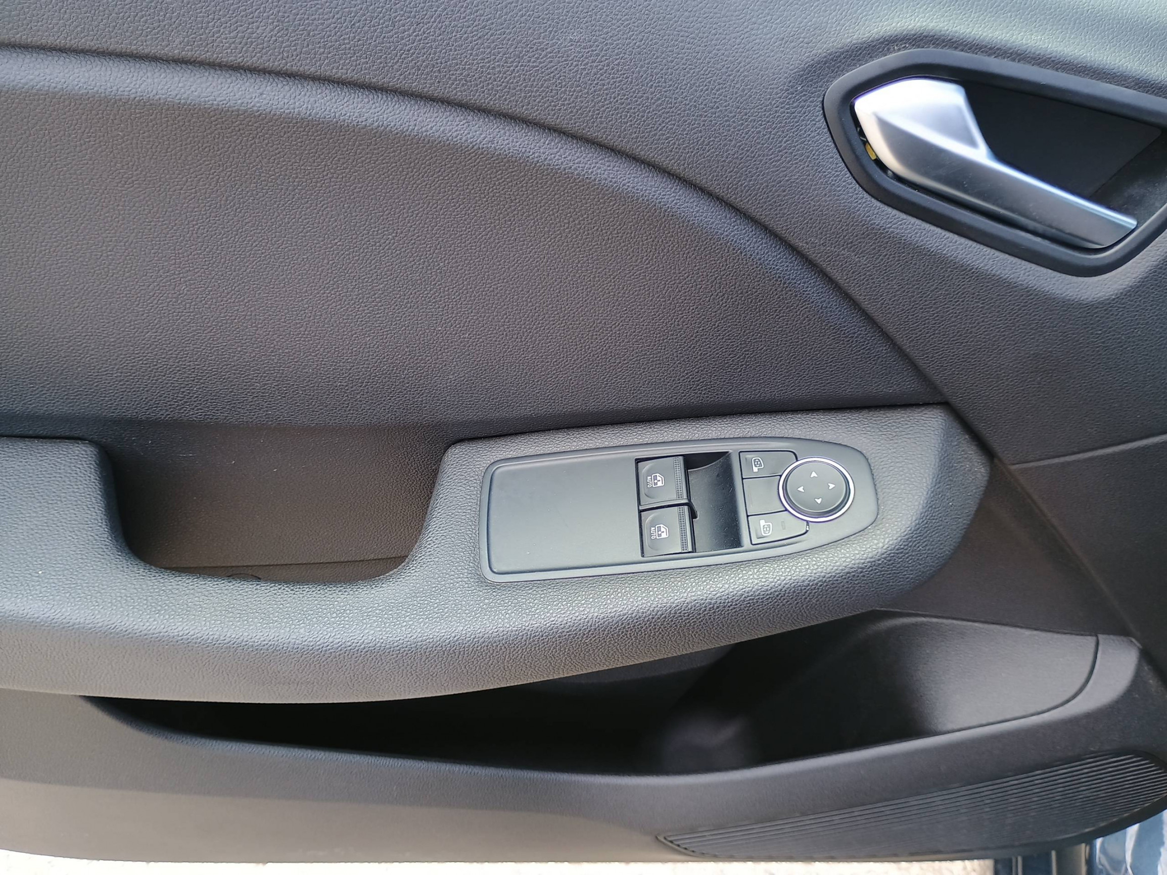 Vente en ligne Renault Clio 5 Clio TCe 100 GPL - 21 au prix de 10 690 €