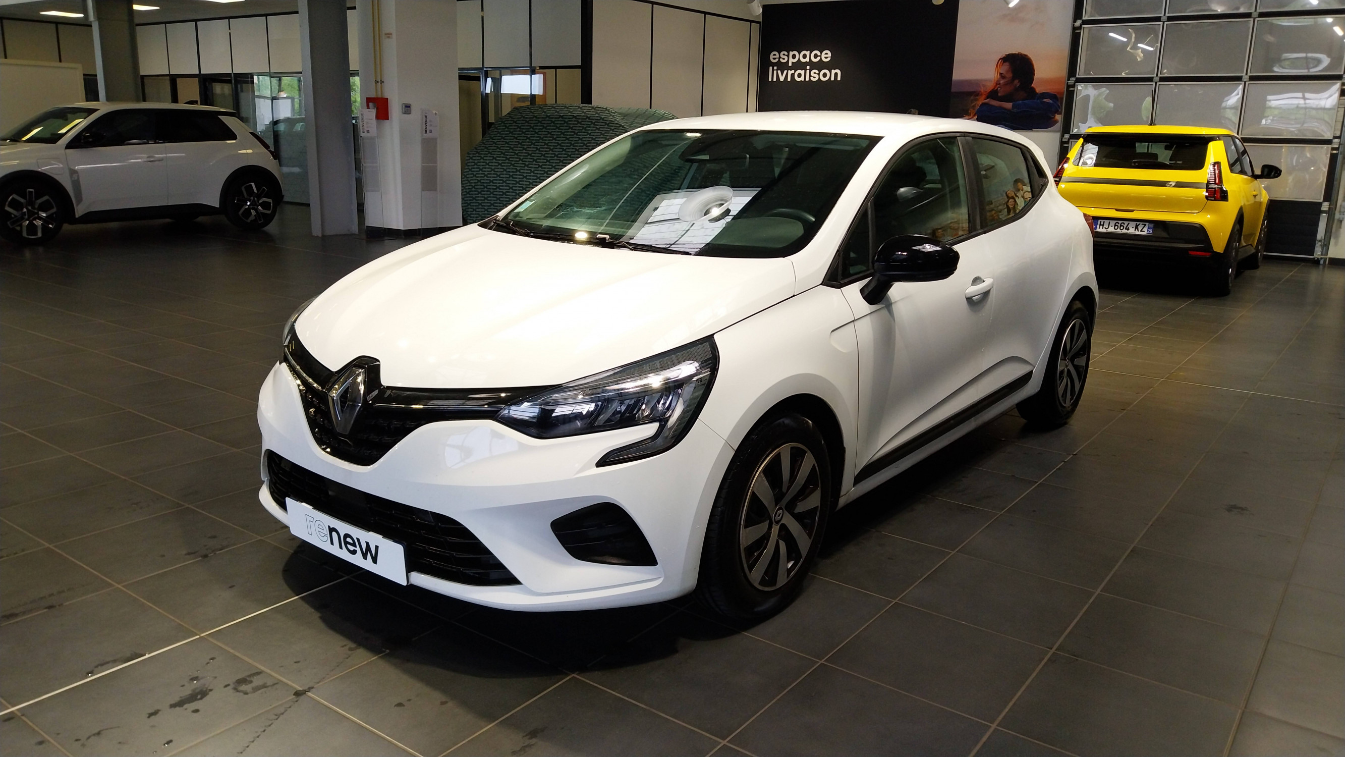 Renault Clio 5 Clio TCe 90 occasion de 2023 en vente à Quimper