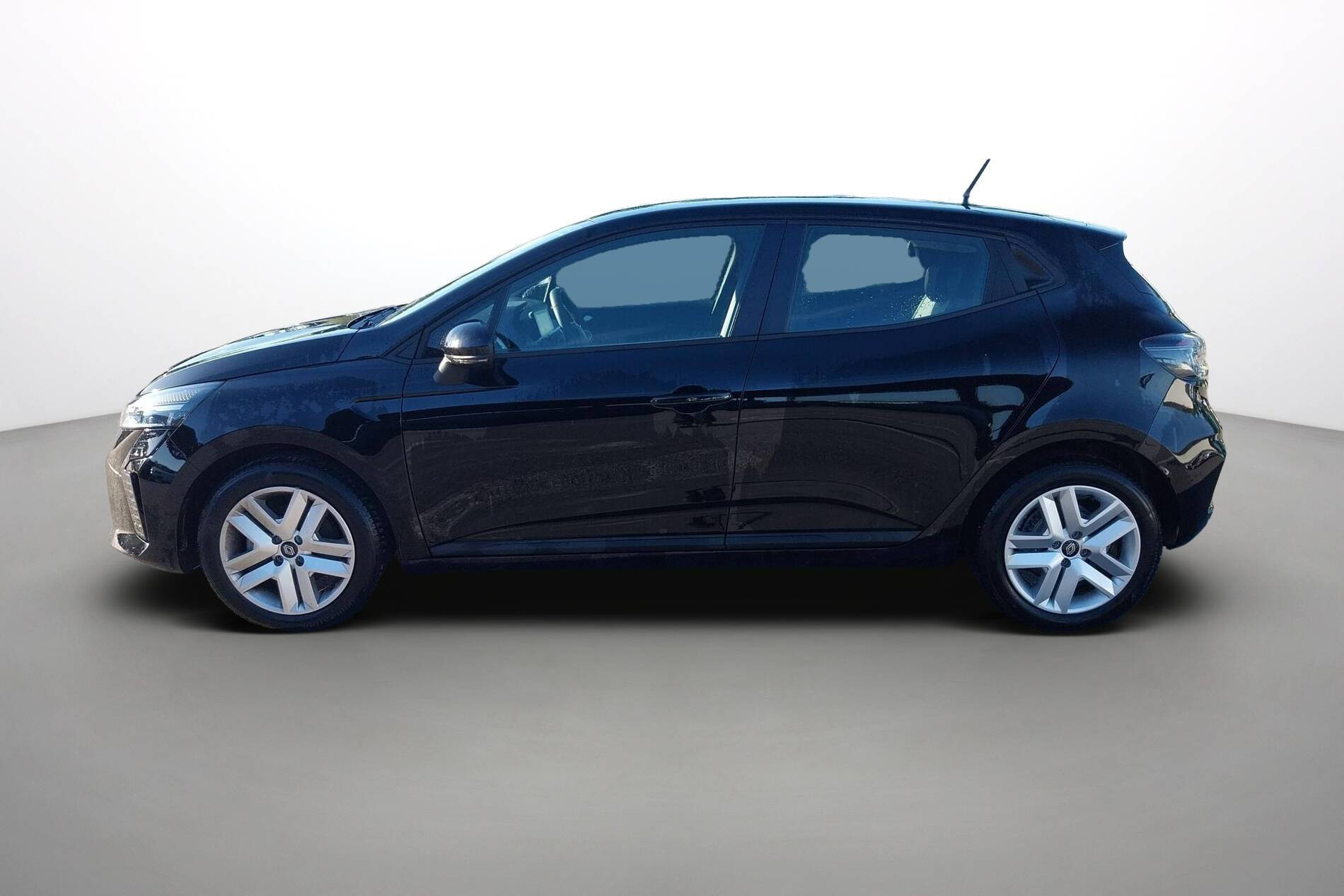 Vente en ligne Renault Clio 5 Clio Blue dCi 100 ch GSR2 au prix de 18 340 €