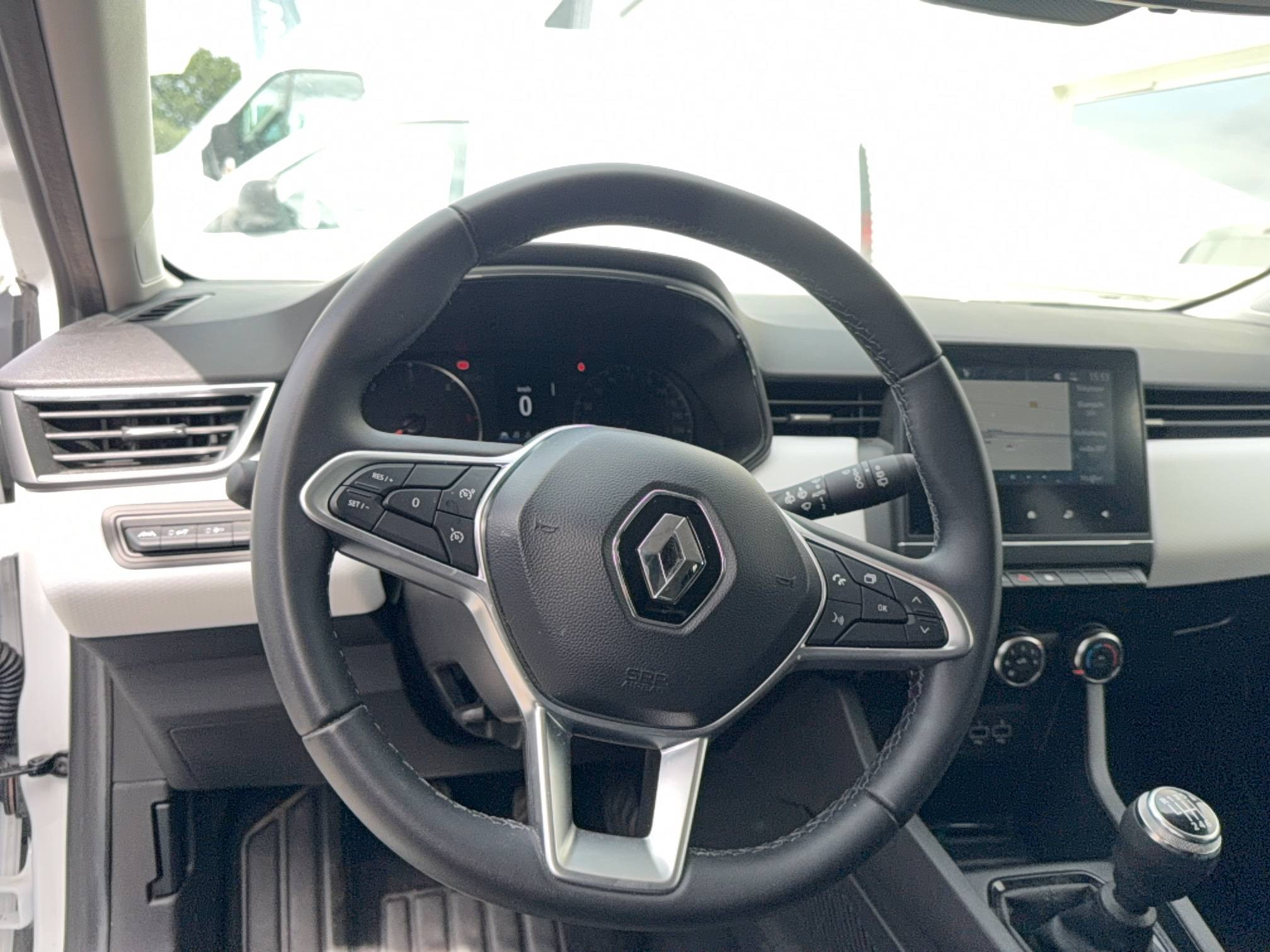 Vente en ligne Renault Clio 5 Clio Blue dCi 100 au prix de 15 990 €