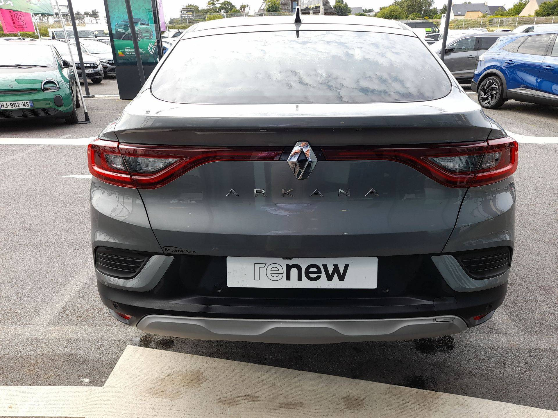 Vente en ligne Renault Arkana  mild hybrid 140 EDC FAP - 22 au prix de 18 490 €