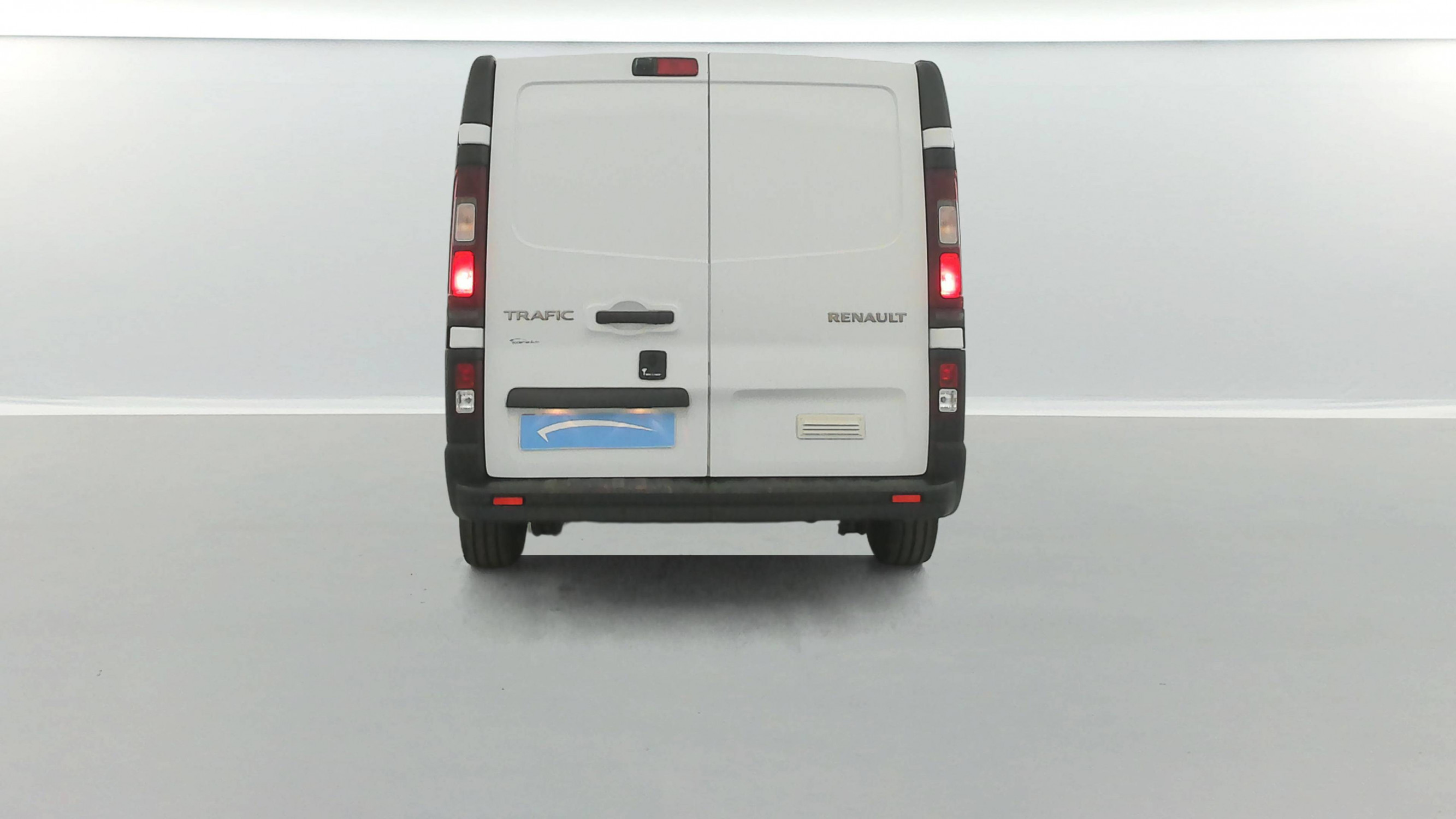 Vente en ligne Renault Trafic 3 Fourgon TRAFIC FGN L1H1 1200 KG DCI 120 au prix de 18 990 €