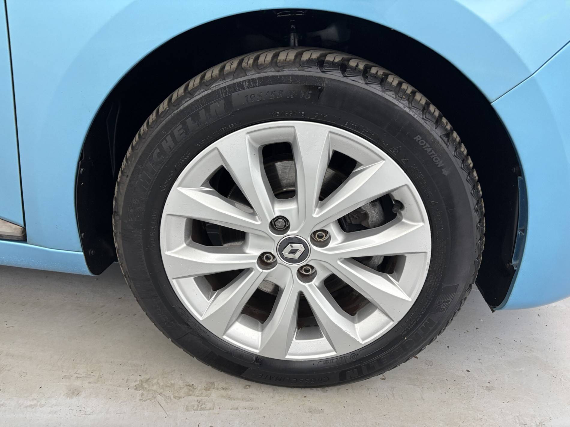 Vente en ligne Renault Clio 5 Clio TCe 130 EDC FAP au prix de 11 990 €