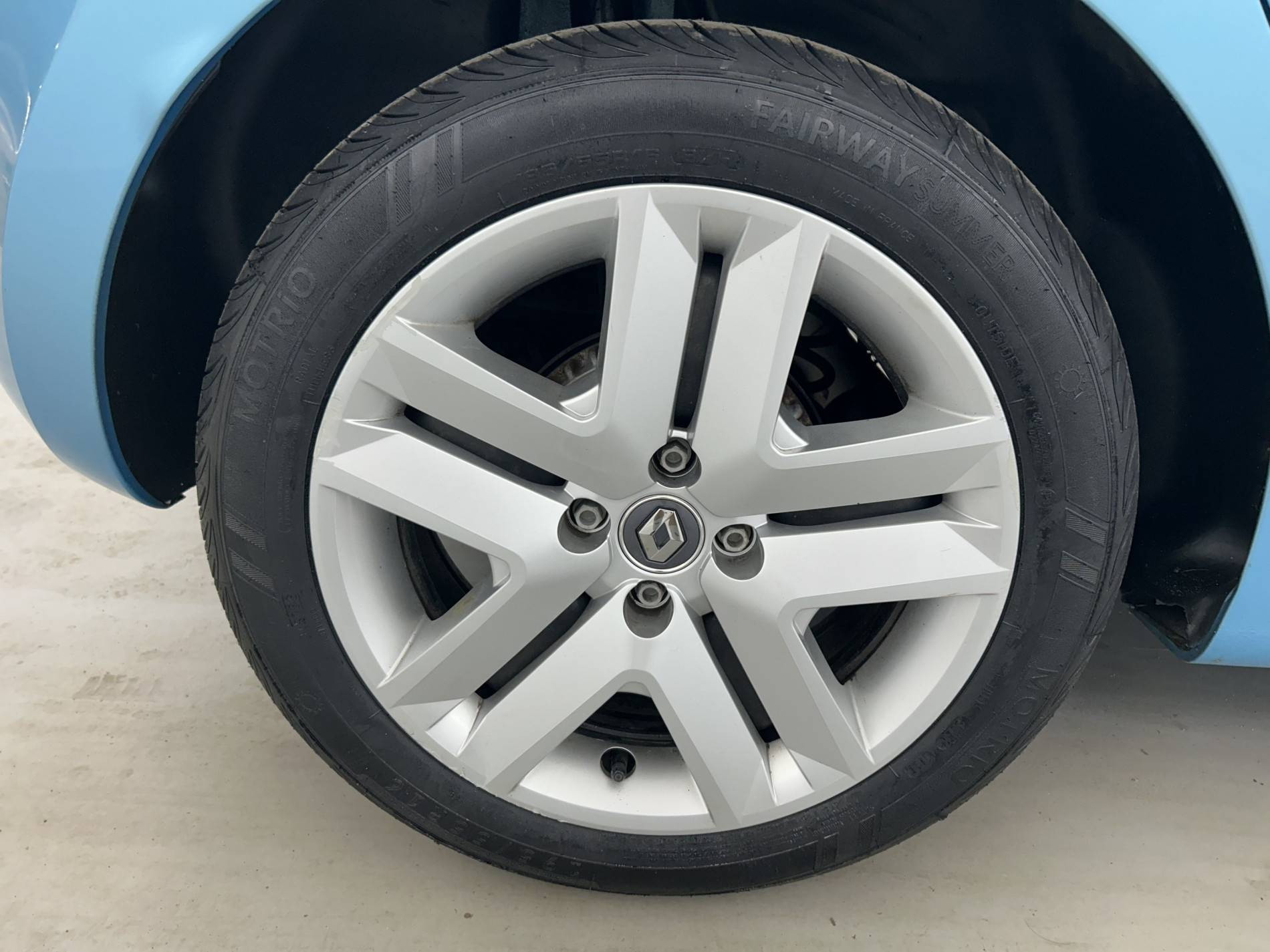 Vente en ligne Renault Clio 5 Clio TCe 100 au prix de 11 490 €