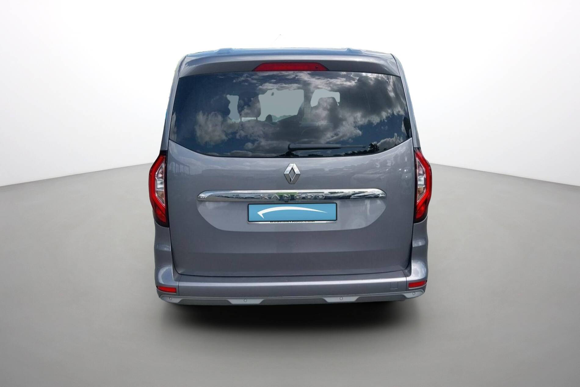 Vente en ligne Renault Kangoo  Blue dCi 115 au prix de 21 990 €