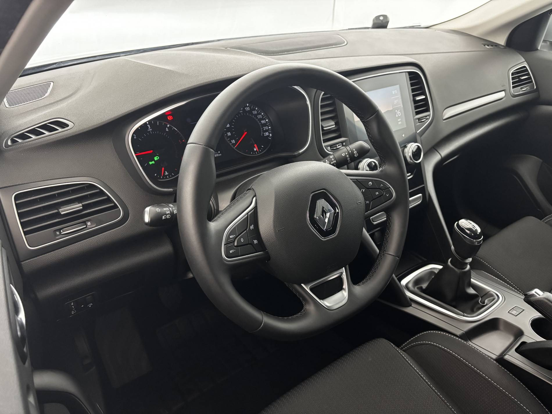 Vente en ligne Renault Megane 4 Mégane IV Berline Blue dCi 115 - 21N au prix de 14 900 €