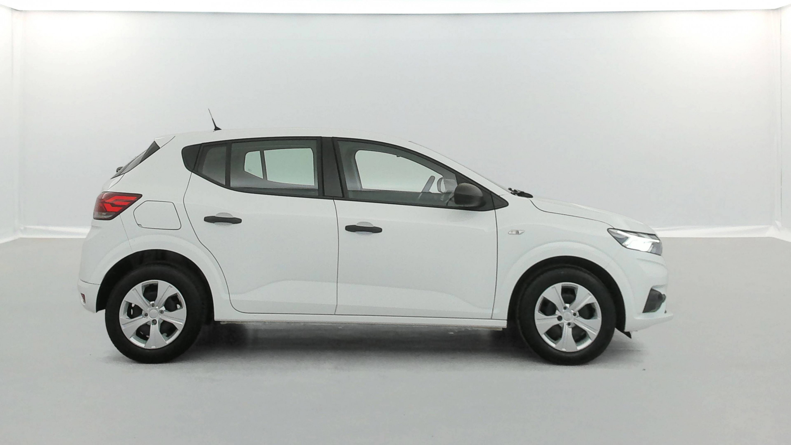 Vente en ligne Dacia Sandero  ECO-G 100 au prix de 12 291 €