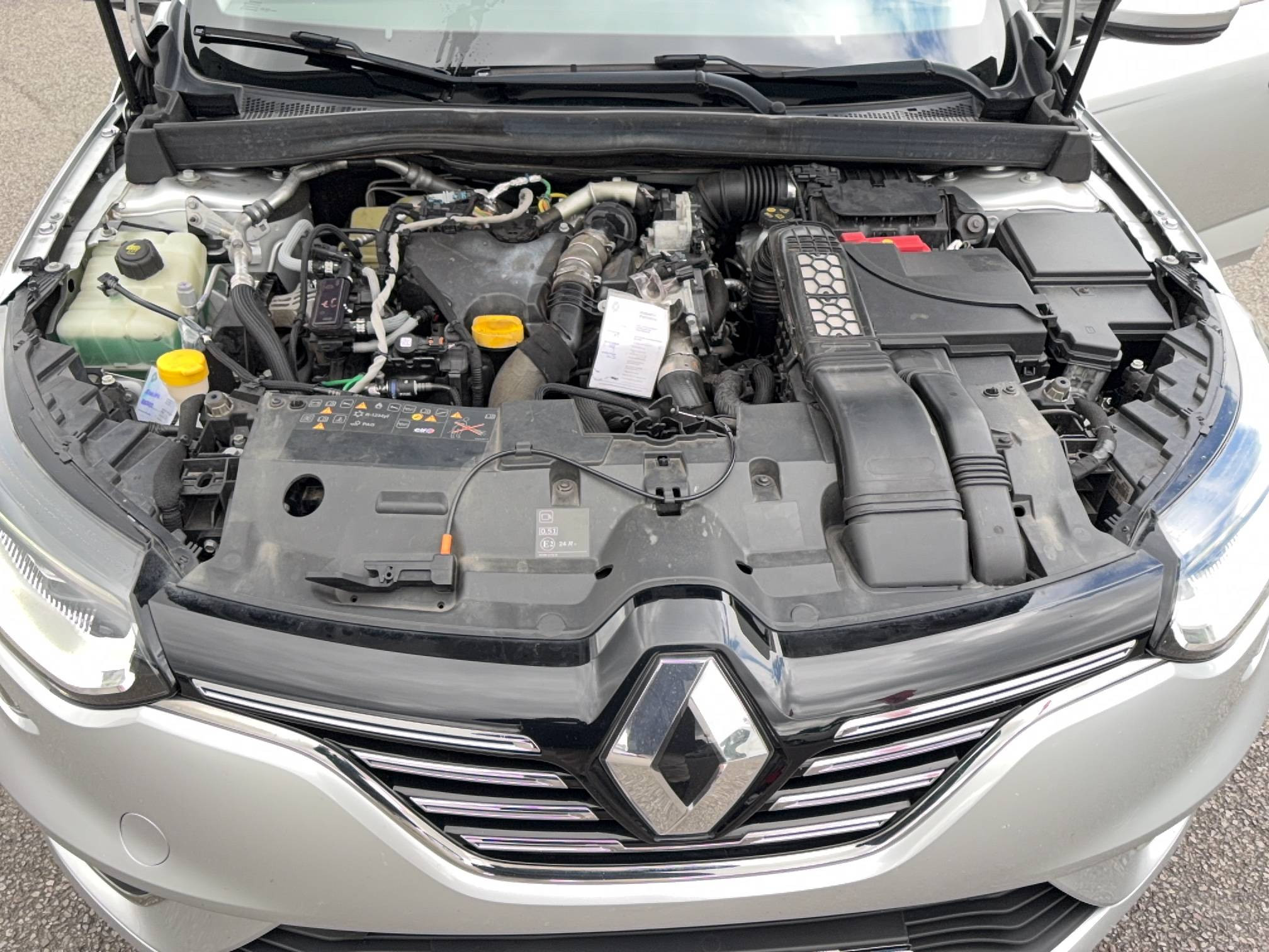 Vente en ligne Renault Megane 4 Mégane IV Berline Blue dCi 115 EDC au prix de 14 490 €