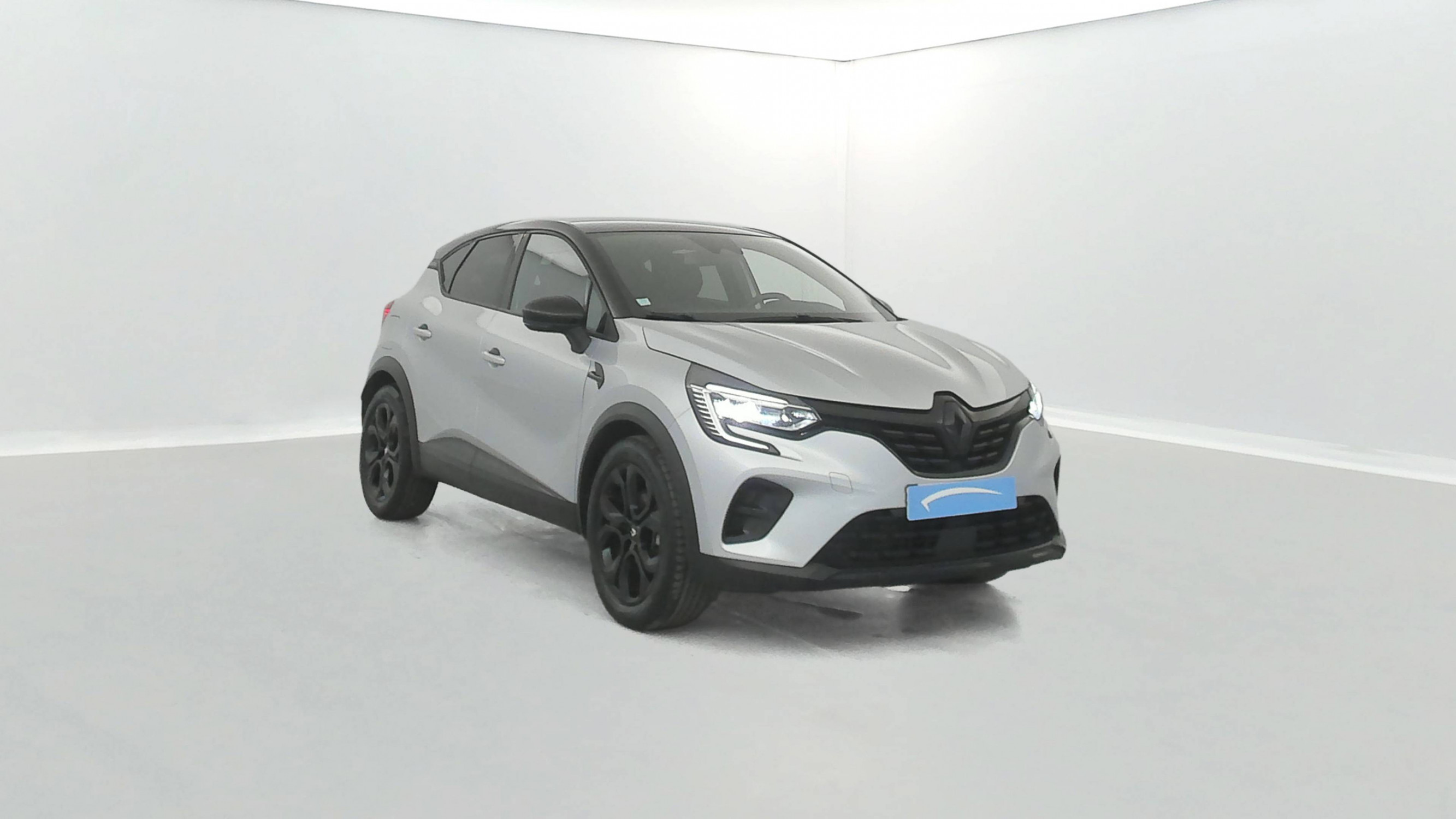 Vente en ligne Renault Captur  E-Tech 145 au prix de 18 490 €