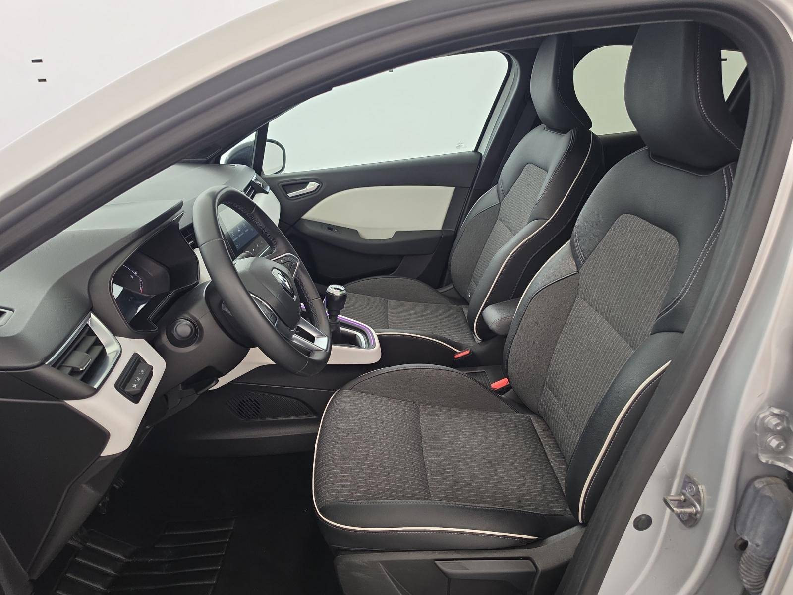 Vente en ligne Renault Clio 5 Clio TCe 90 au prix de 14 490 €