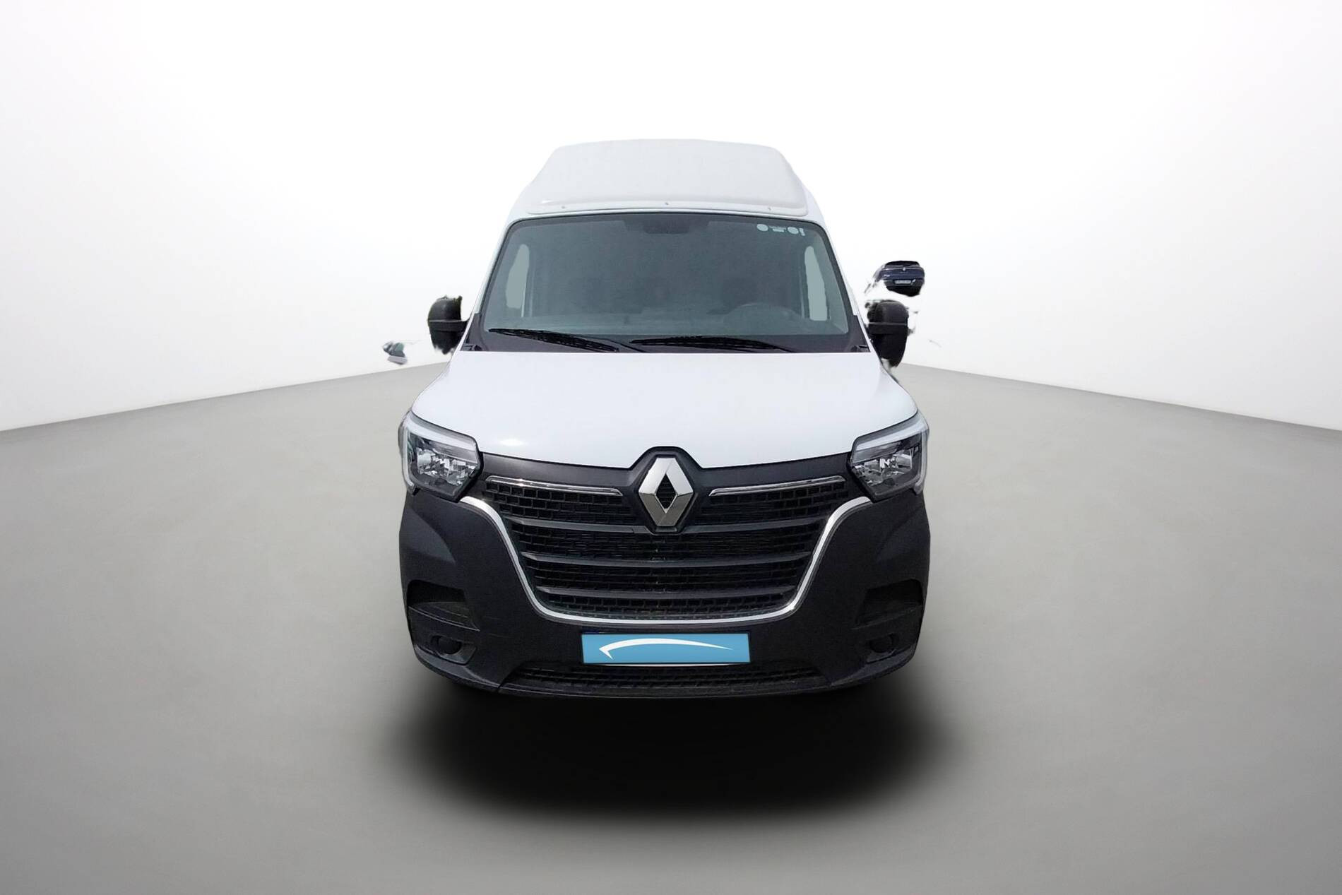 Vente en ligne Renault Master Fourgon MASTER FGN TRAC F3500 L3H3 BLUE DCI 135 au prix de 29 790 €