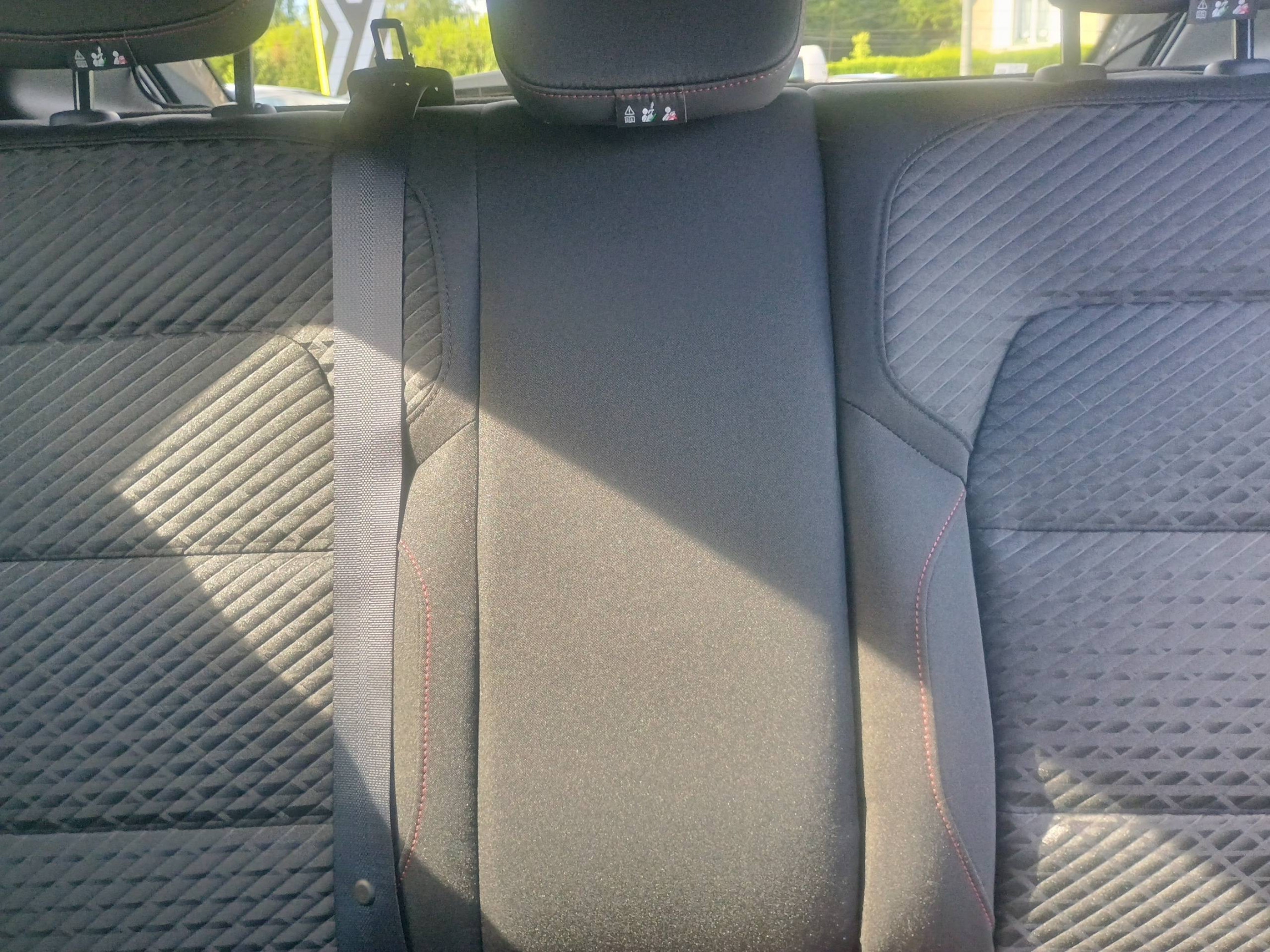 Vente en ligne Renault Clio 6 Clio E-Tech full hybrid 160 ch au prix de 28 200 €