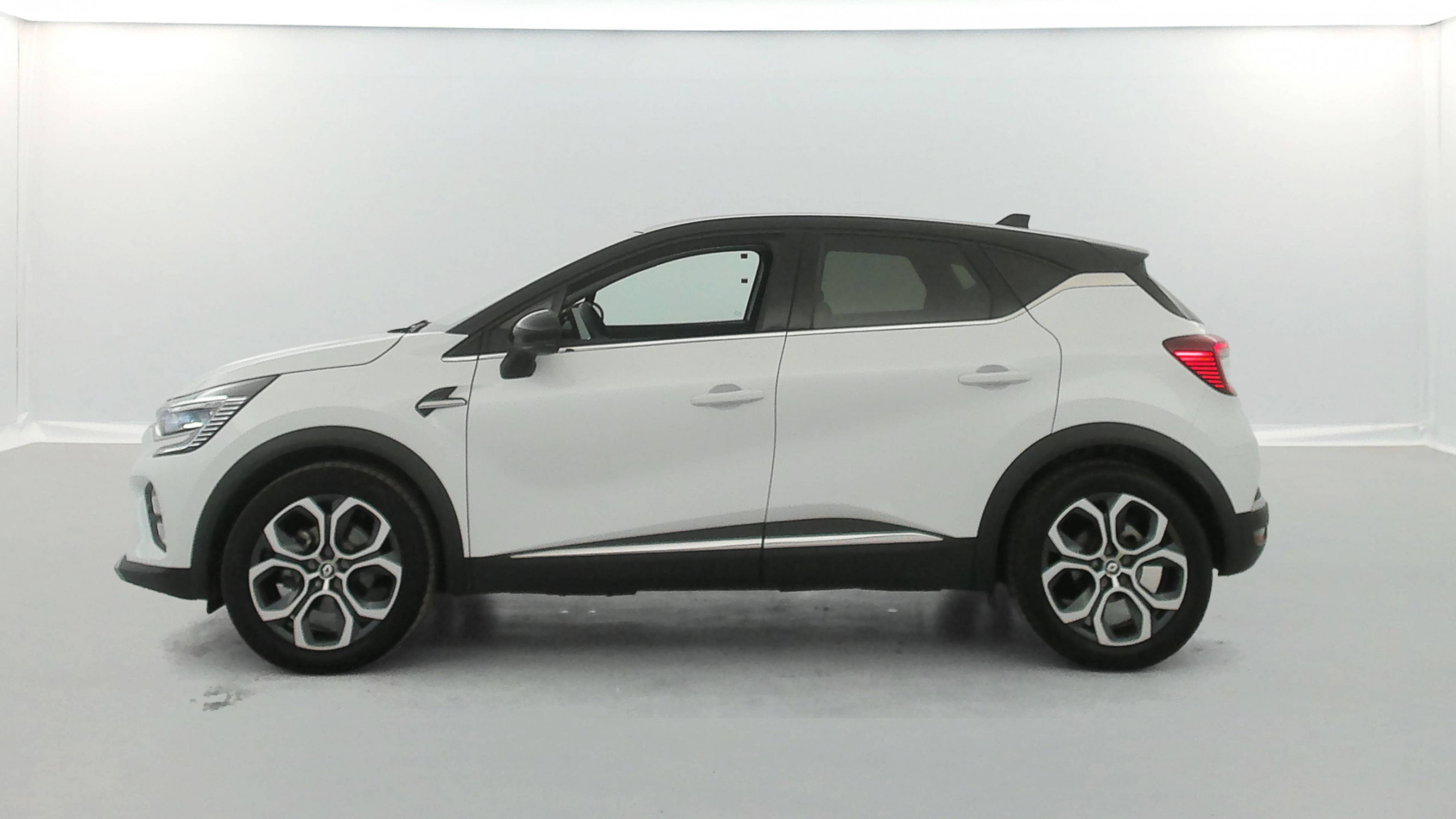 Vente en ligne Renault Captur  E-Tech full hybrid 145 au prix de 20 990 €