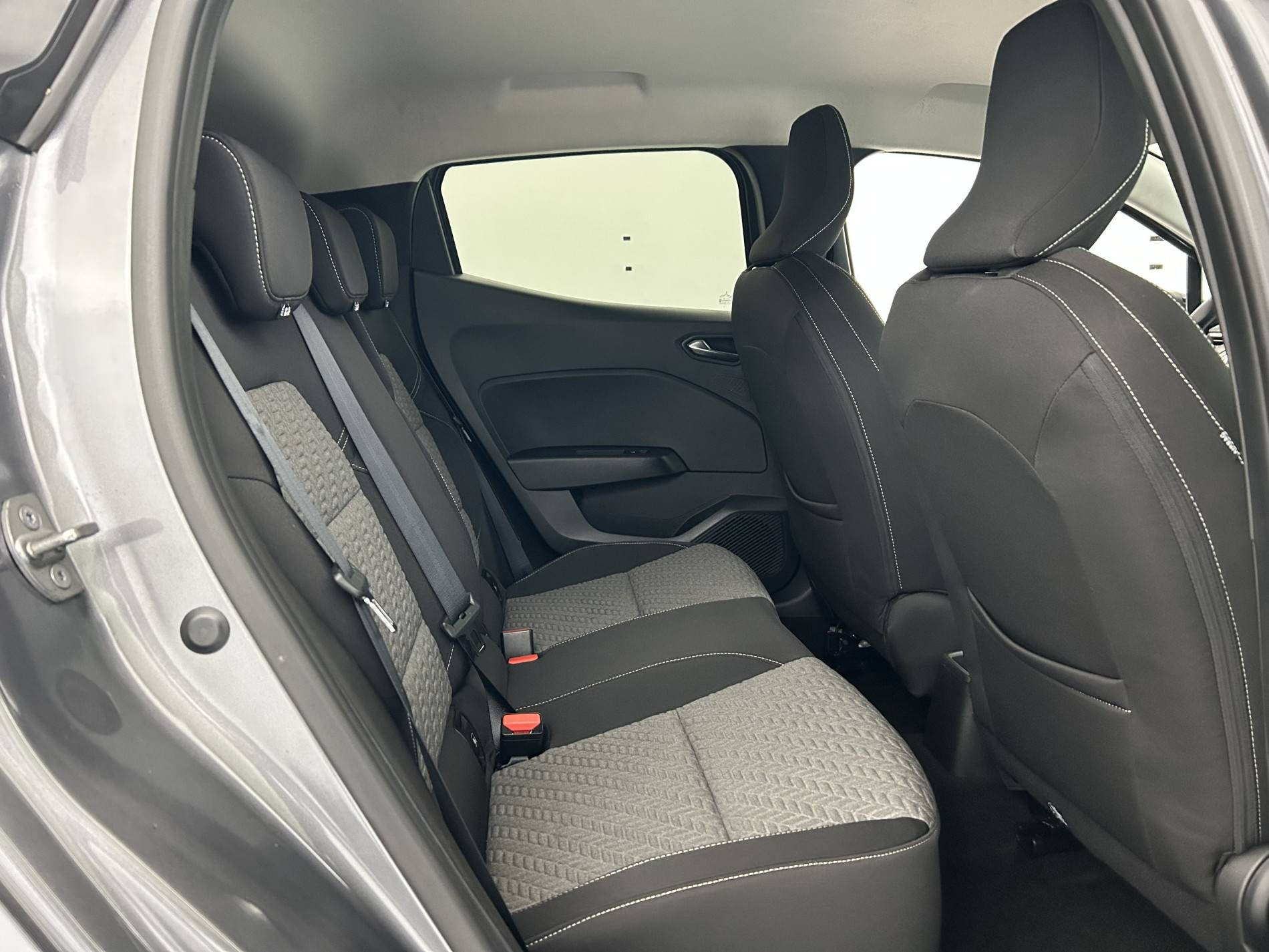 Vente en ligne Renault Clio 5 Clio TCe 90 au prix de 14 790 €