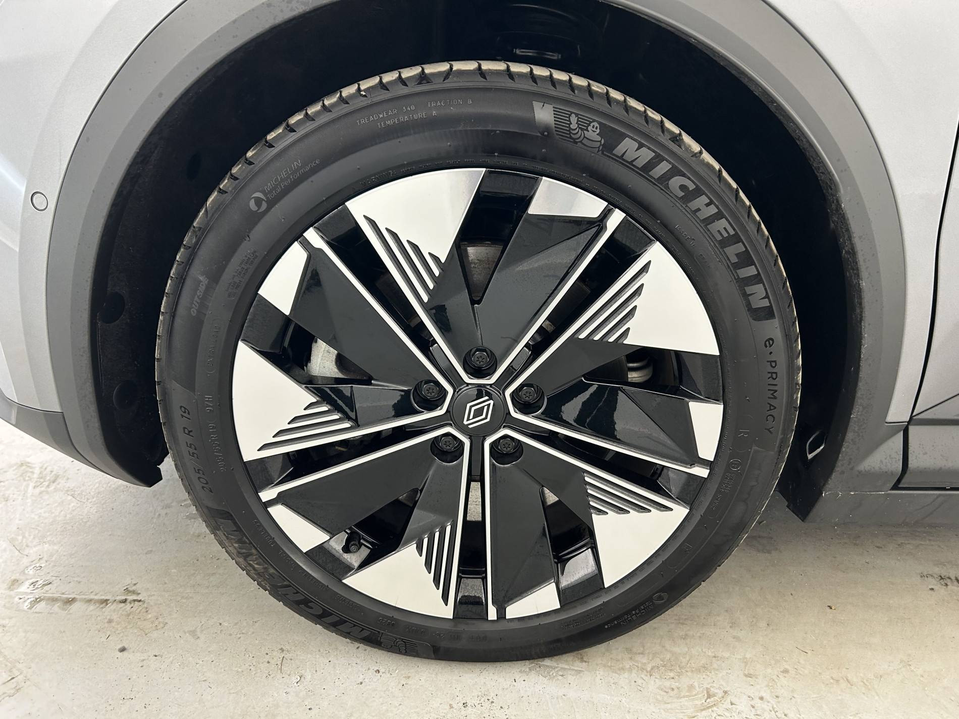 Vente en ligne Renault Scenic E-Tech  220 ch grande autonomie au prix de 36 690 €