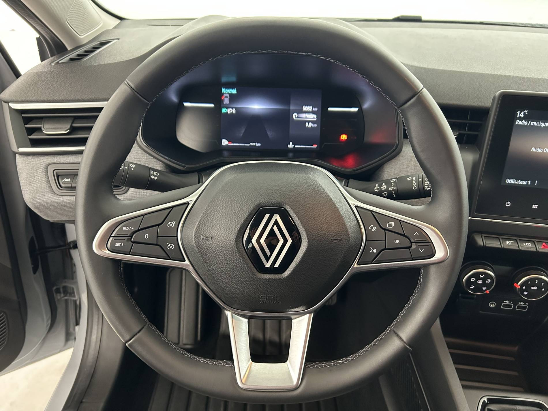 Vente en ligne Renault Clio 5 Clio TCe 90 au prix de 15 990 €