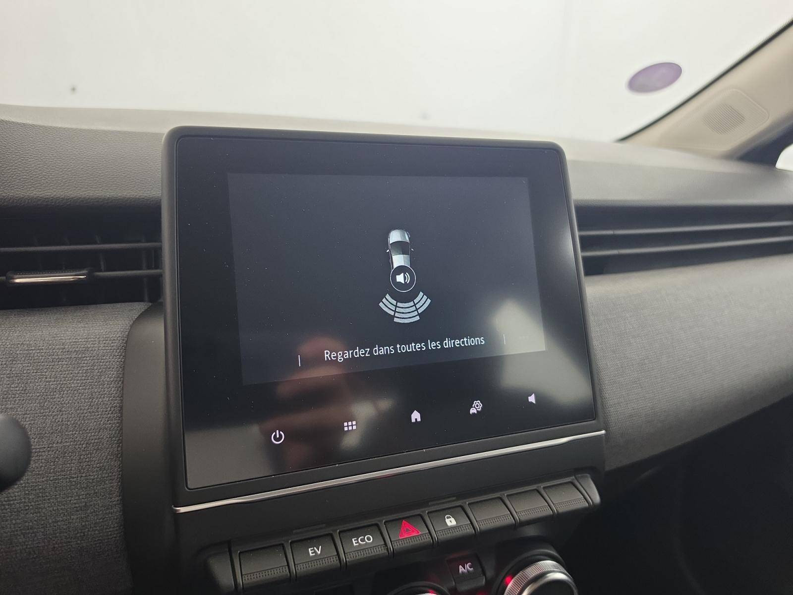 Vente en ligne Renault Clio 5 Clio E-Tech full hybrid 145 au prix de 16 490 €