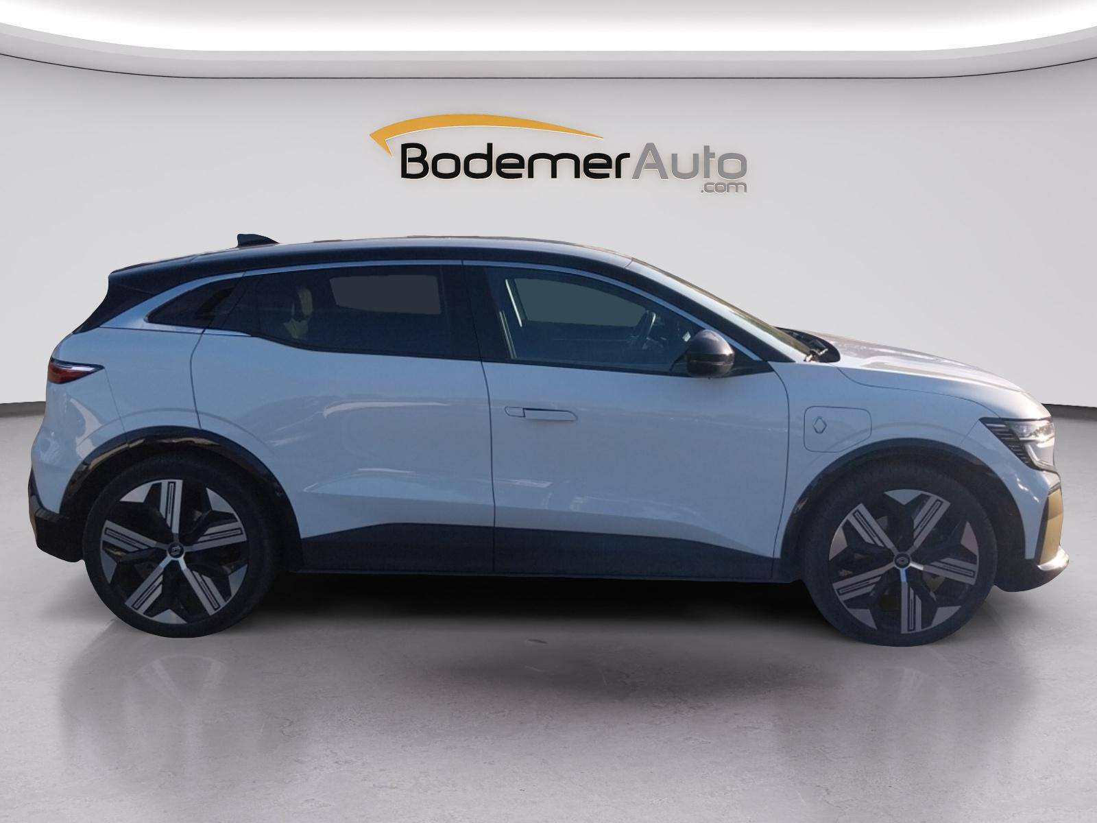 Vente en ligne Renault Megane E-Tech  EV60 220 ch super charge au prix de 26 490 €