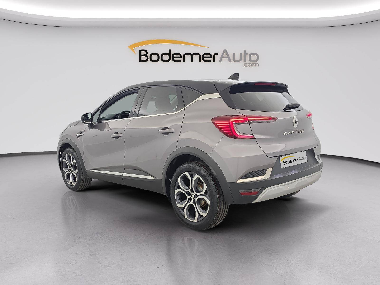 Vente en ligne Renault Captur  mild hybrid 140 au prix de 19 890 €