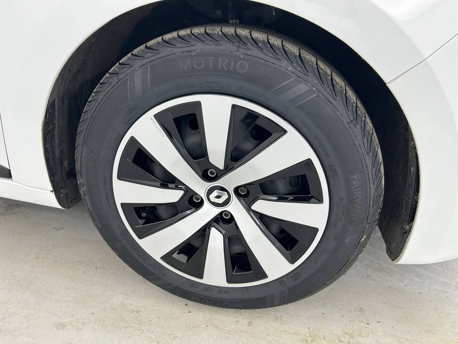 Vente en ligne Renault Clio 5 Clio TCe 90 au prix de 13 990 €