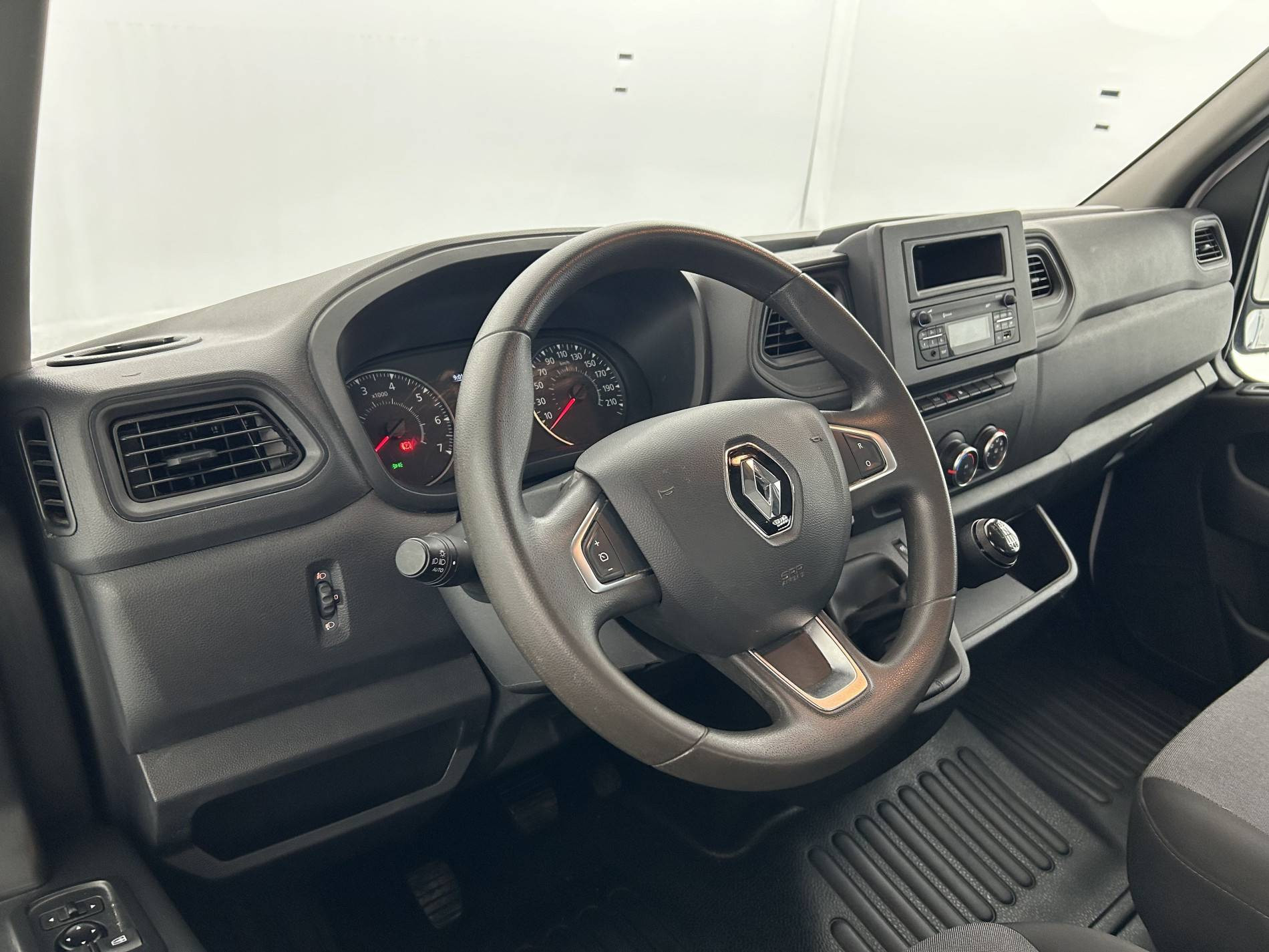 Vente en ligne Renault Master 3 Châssis Cabine MASTER CC PROP RJ3500 L2 PAFC BLUE DCI 130 EURO VI au prix de 31 990 €