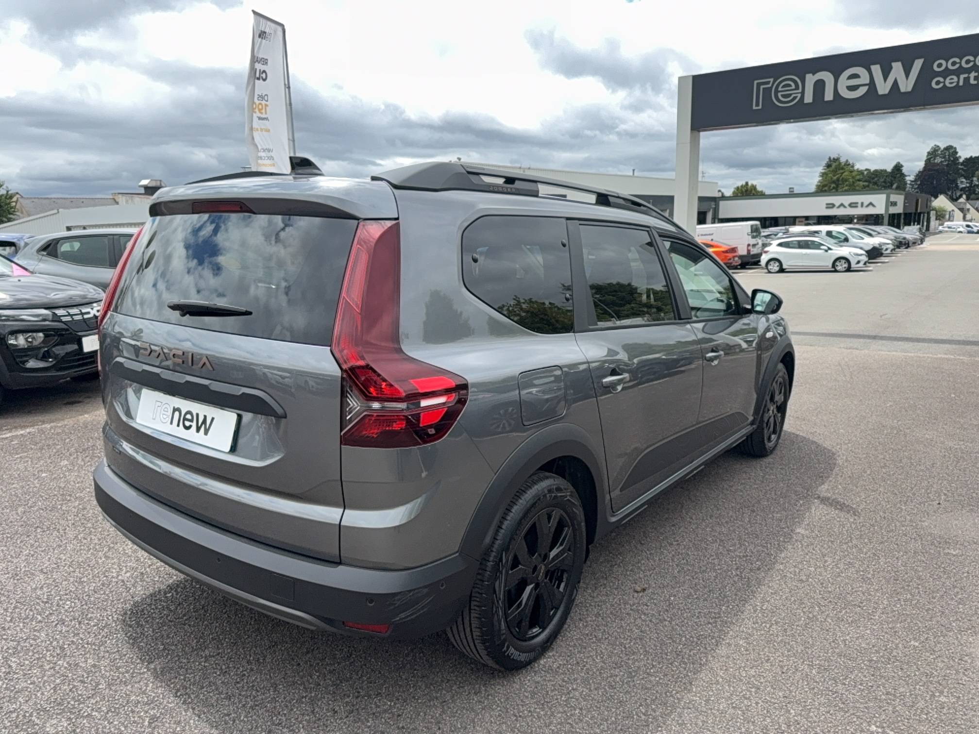 Vente en ligne Dacia Jogger  Hybrid 140 7 places GSR2 au prix de 25 890 €