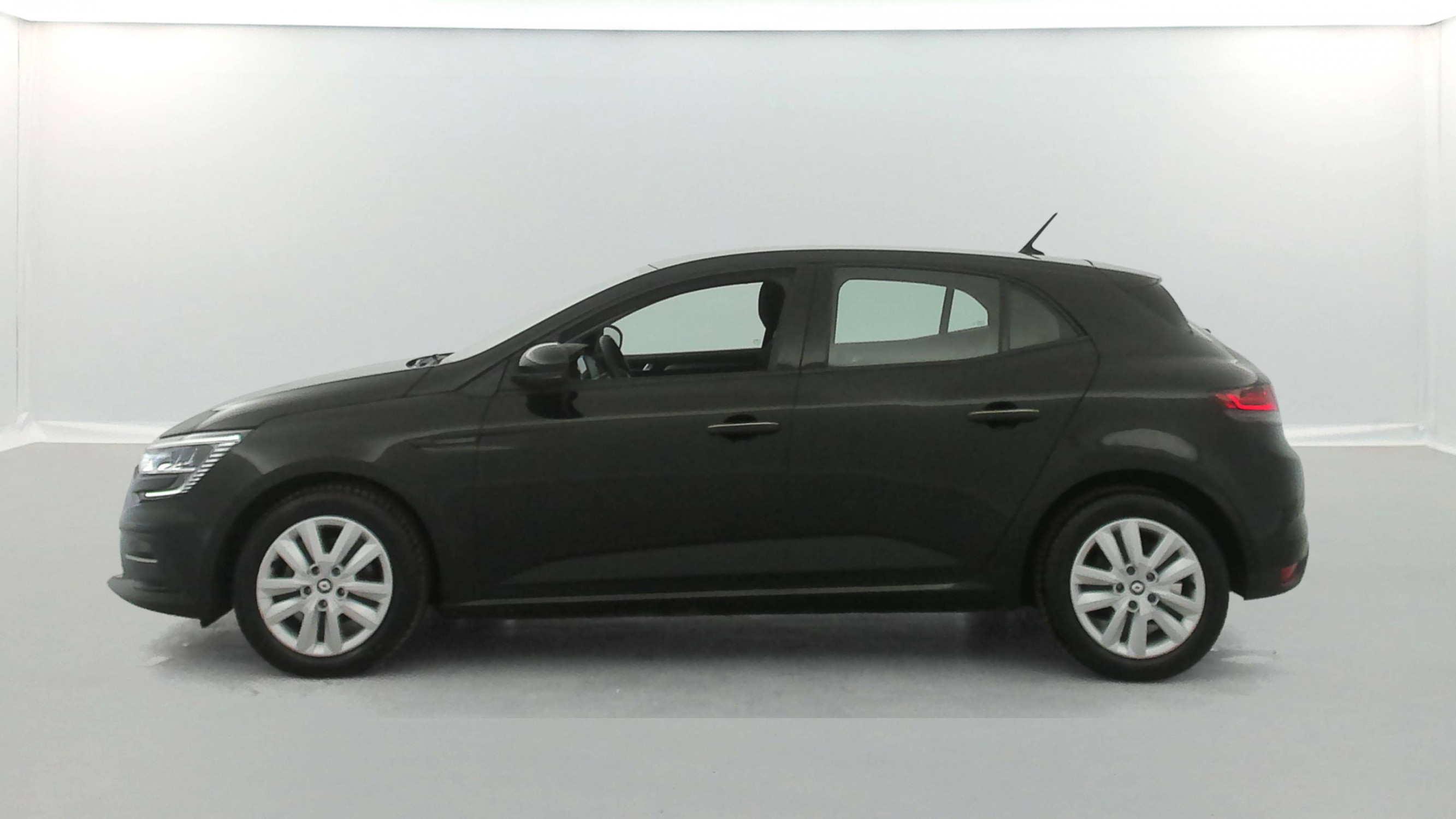 Vente en ligne Renault Megane 4 Mégane IV Berline Blue dCi 115 EDC - 21N au prix de 14 990 €