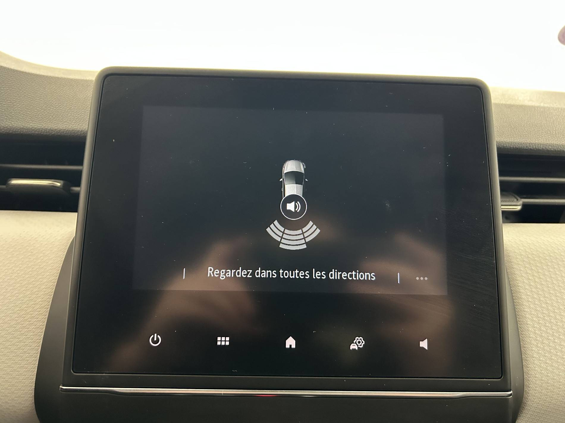 Vente en ligne Renault Clio 5 Clio TCe 90 au prix de 15 490 €