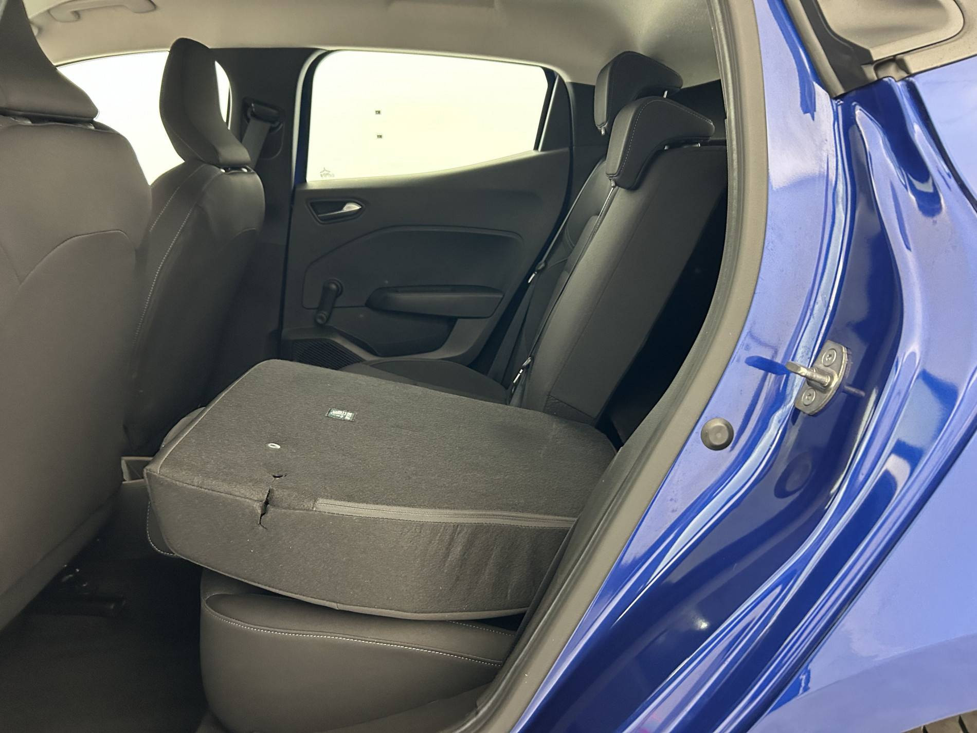 Vente en ligne Renault Clio 5 Clio TCe 90 au prix de 15 490 €