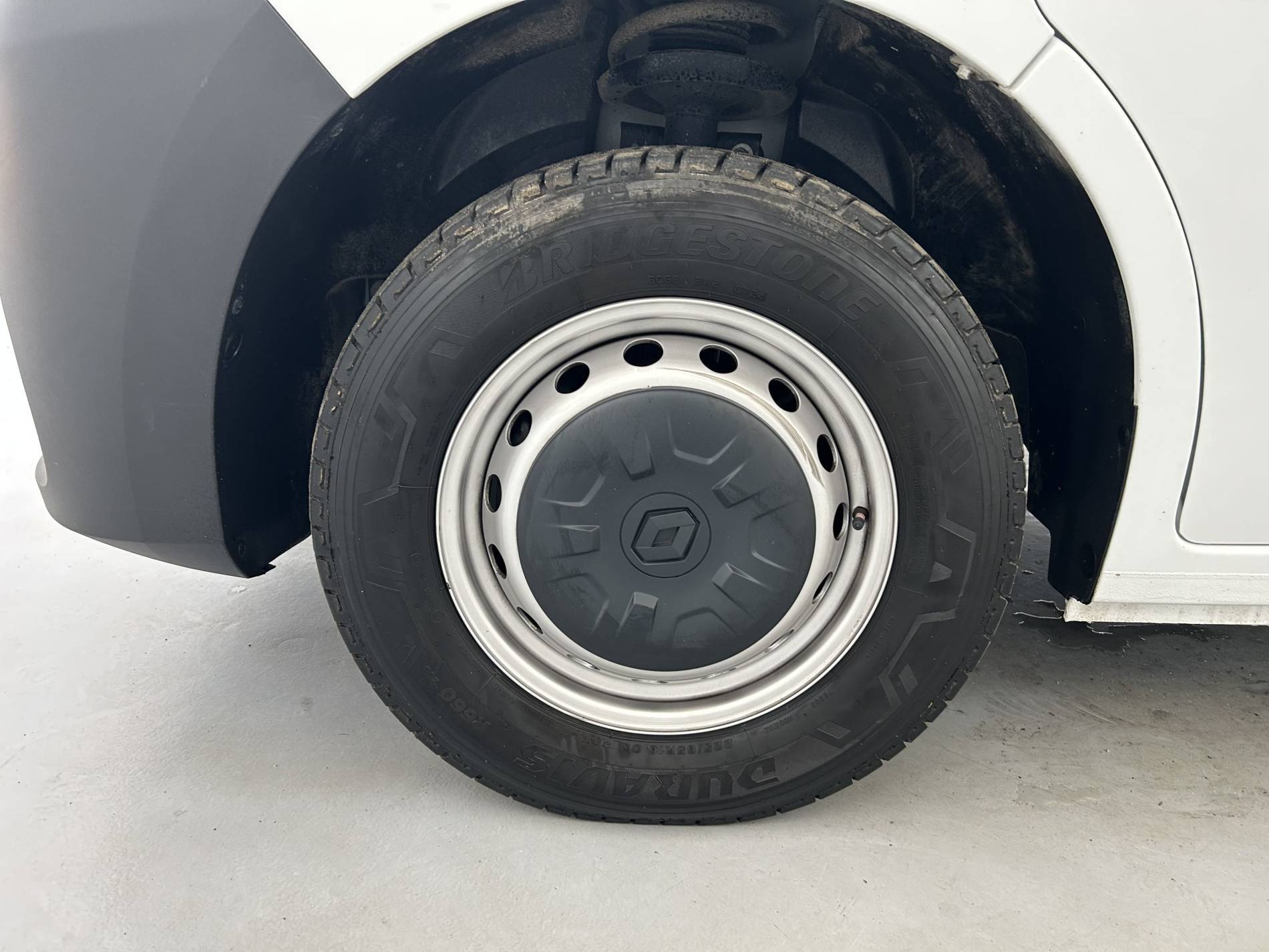Vente en ligne Renault Master 3 Châssis Cabine MASTER PHC TRAC F3500 L3H1 BLUE DCI 145 EURO VI au prix de 30 990 €