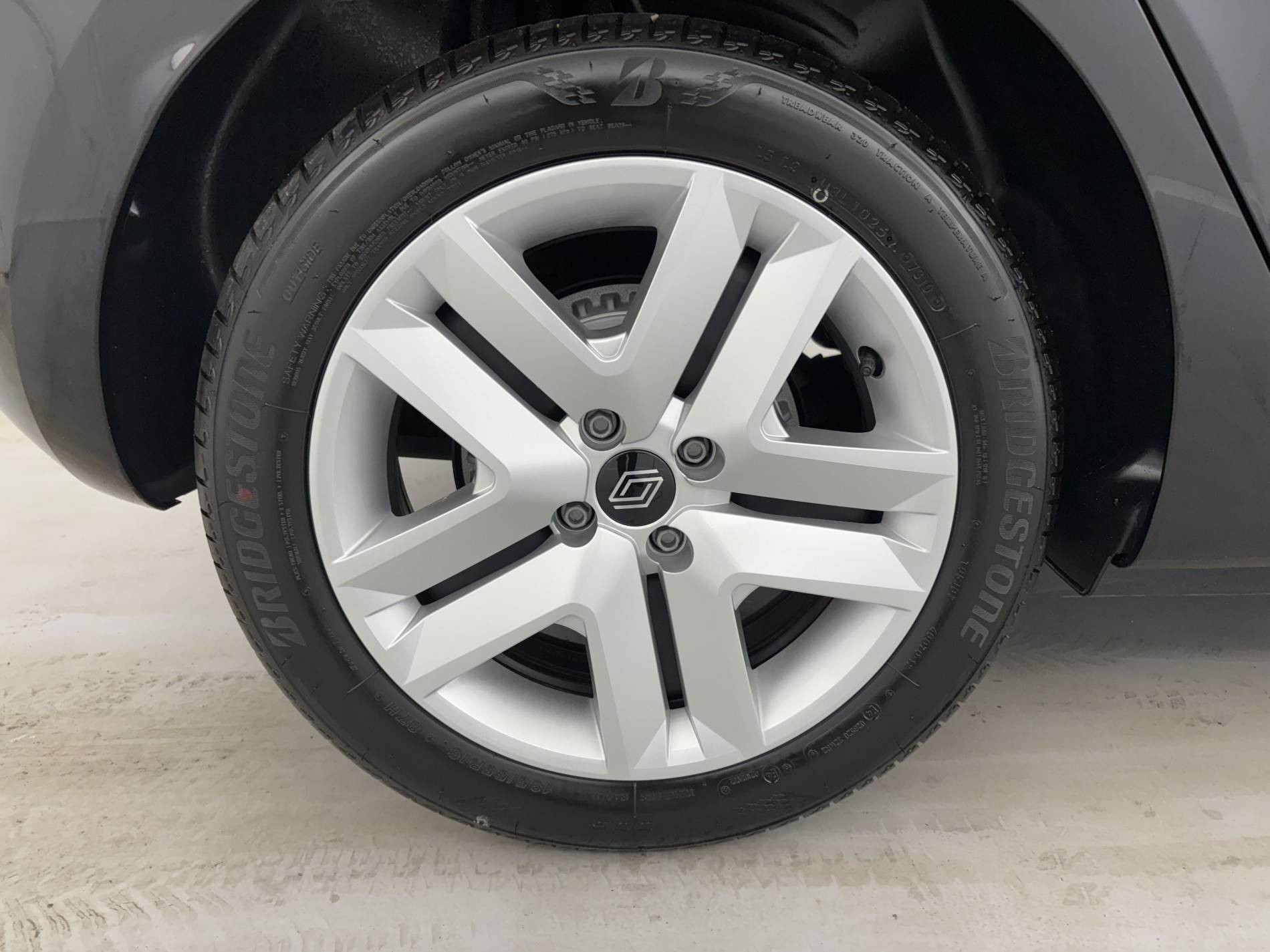 Vente en ligne Renault Clio 5 Clio Blue dCi 100 ch GSR2 au prix de 17 990 €