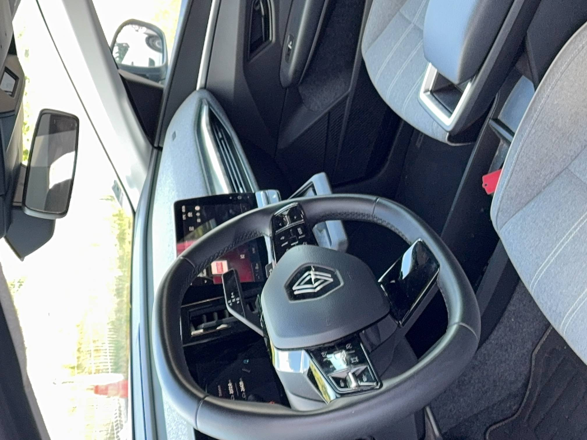 Vente en ligne Renault Megane E-Tech  EV40 130ch standard charge au prix de 20 990 €